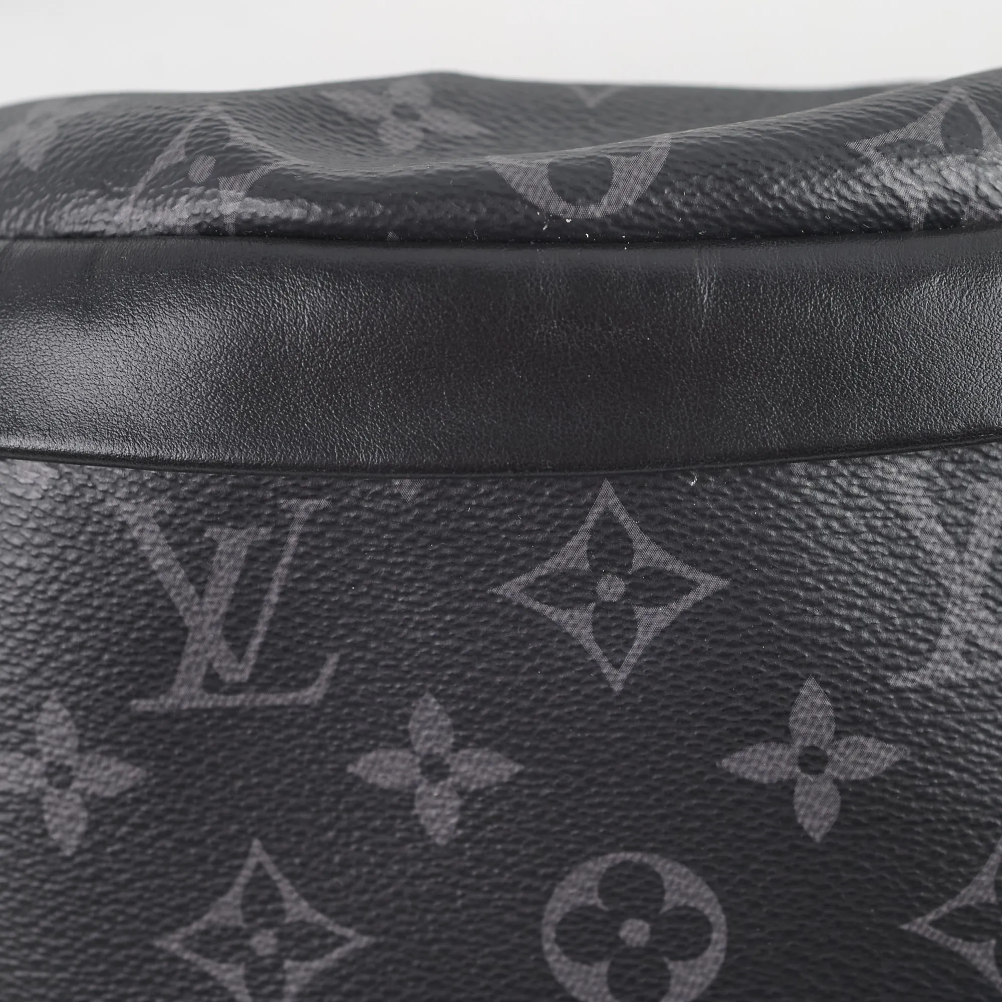 Louis Vuitton Discovery Bumbag PM Monogram Eclipse