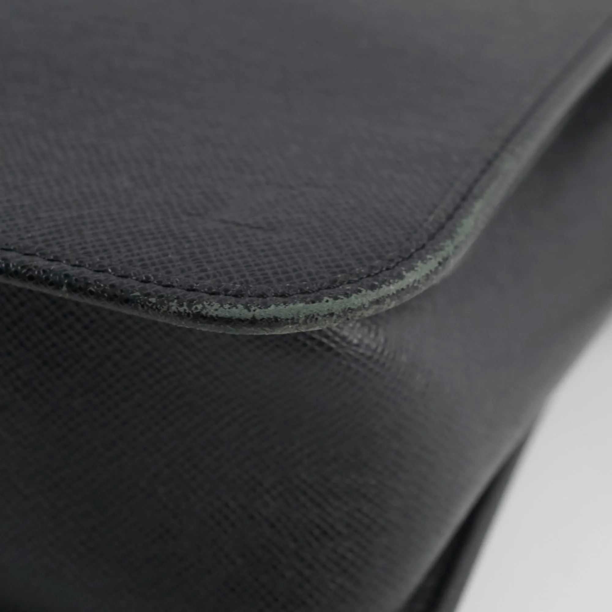 Louis Vuitton Mens Messenger Bag