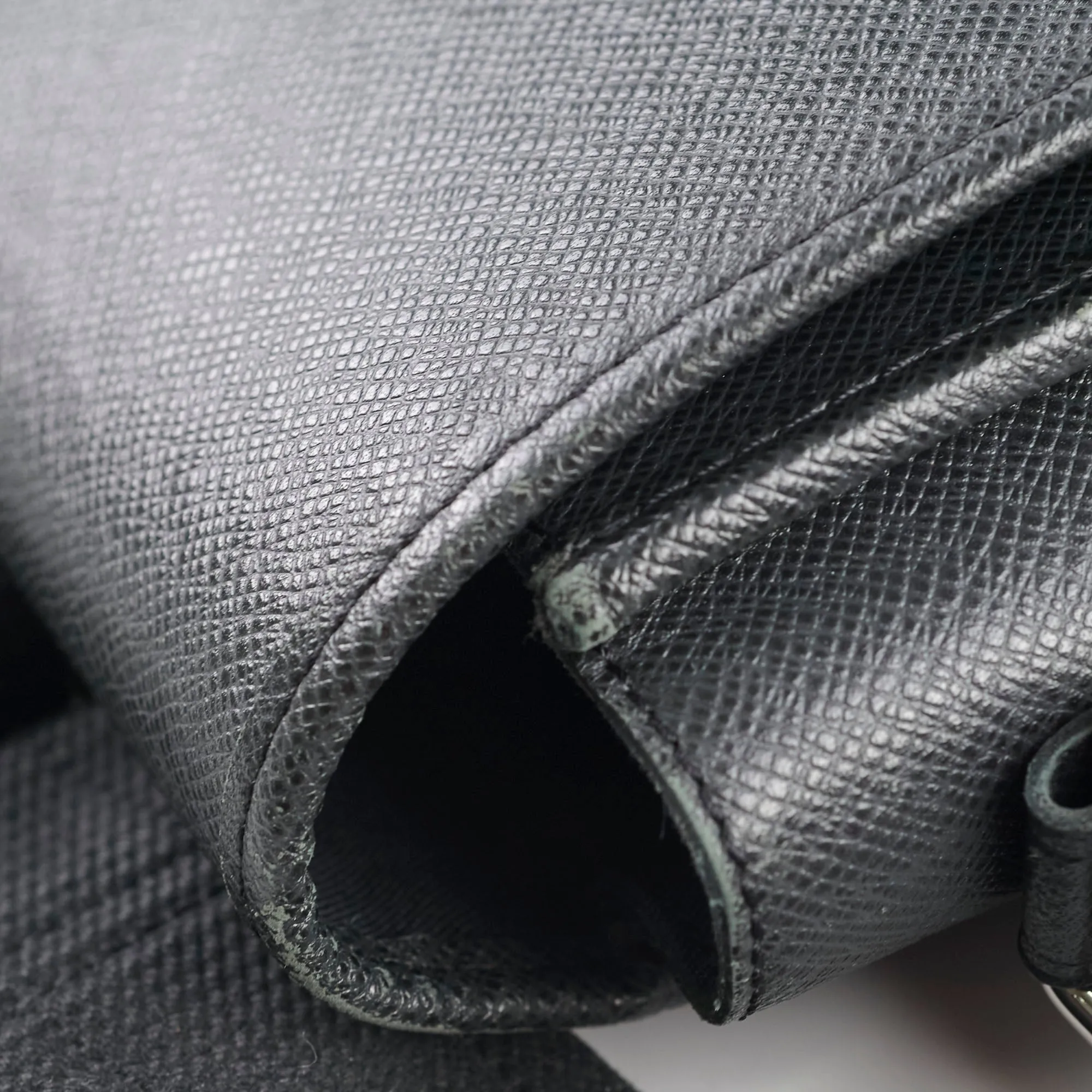 Louis Vuitton Mens Messenger Bag