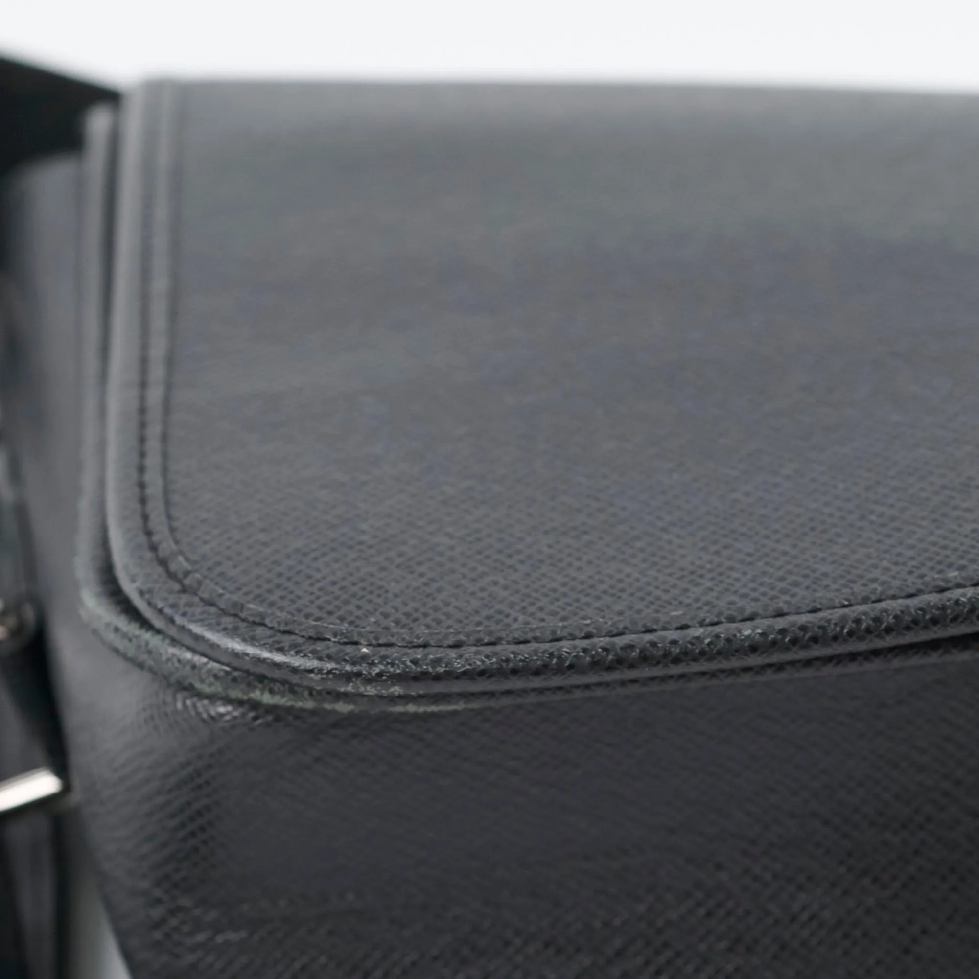 Louis Vuitton Mens Messenger Bag