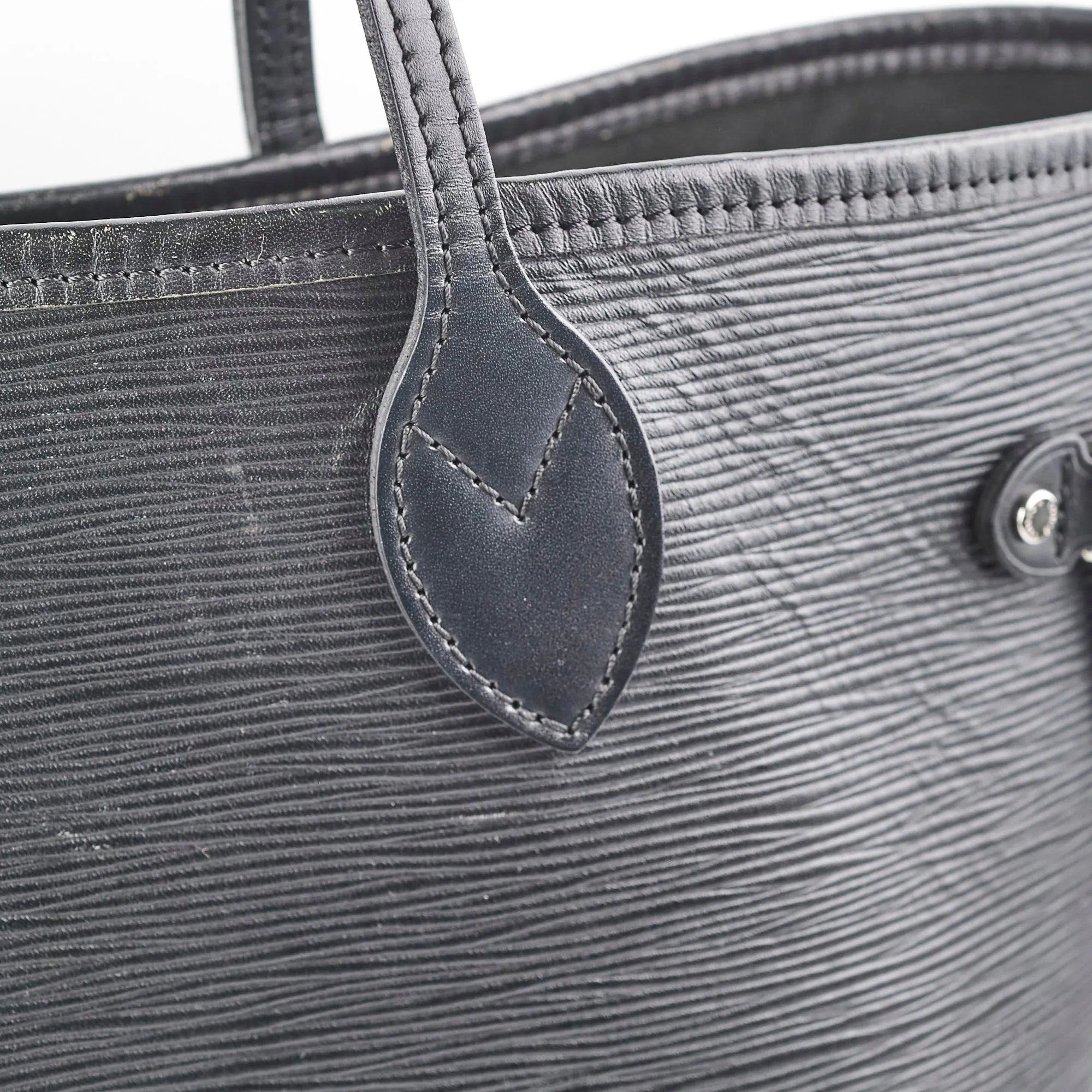 Louis Vuitton Neverfull MM Epi Black