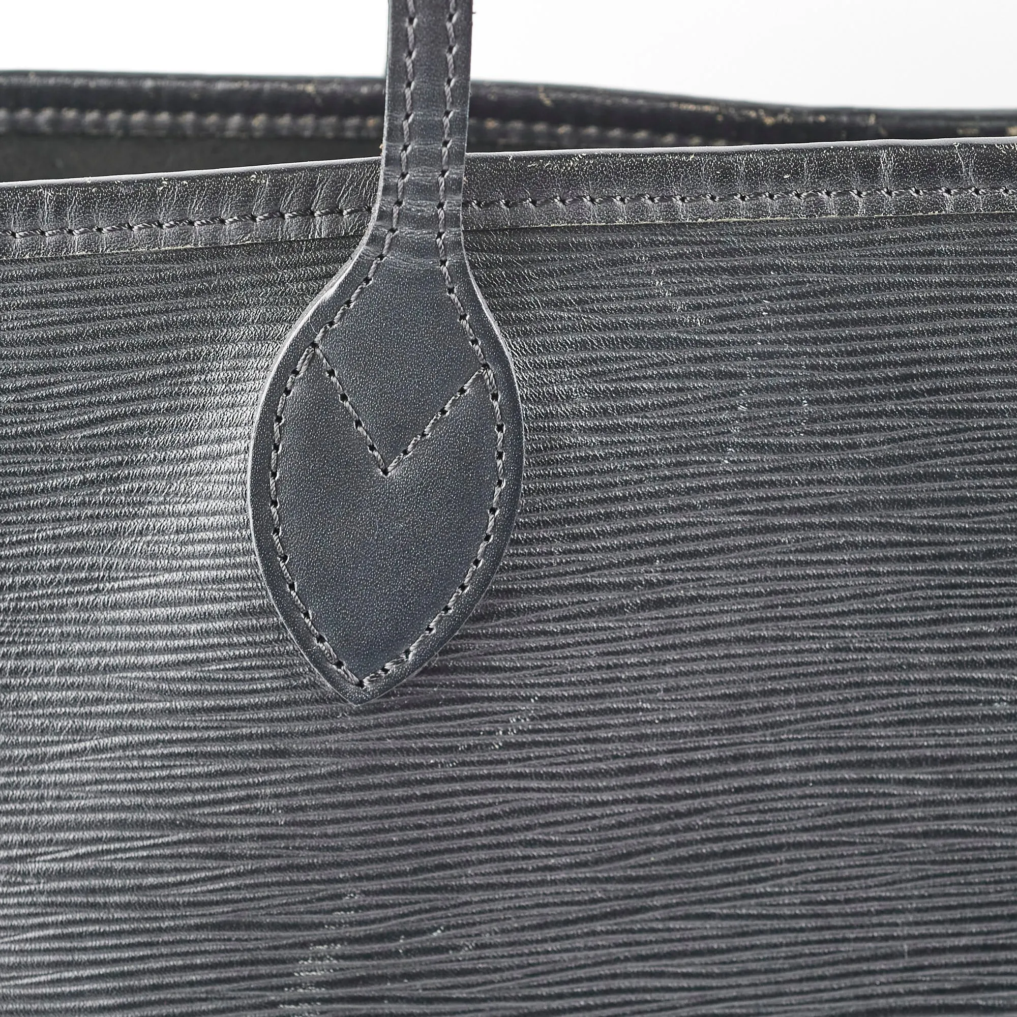 Louis Vuitton Neverfull MM Epi Black