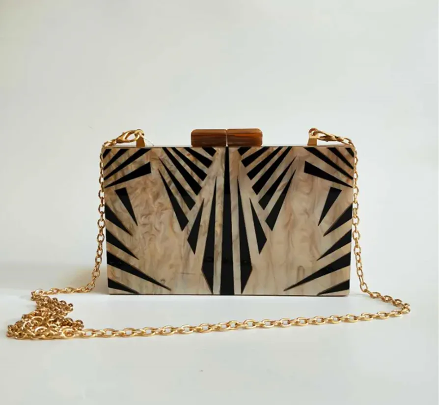 Luxe Clutch -Black Buy 1 get 1 free wallets