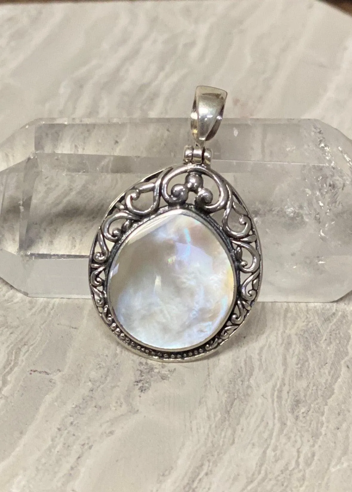 Mari Pendant ~ Abalone ~ Sterling Silver 925 ~ SMP005