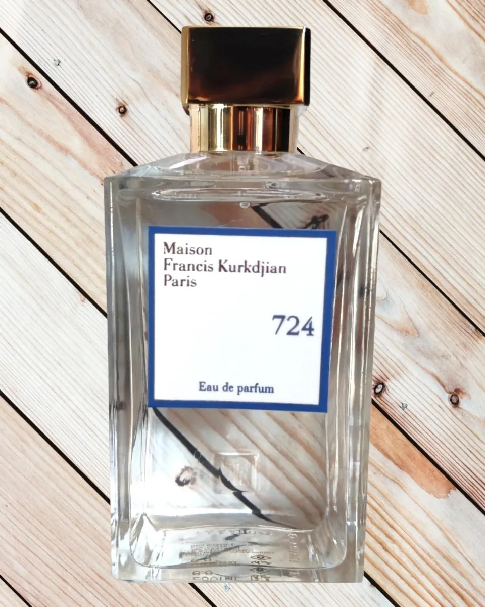 MFK 724 Eau de Parfum floral-perfume-women-glass