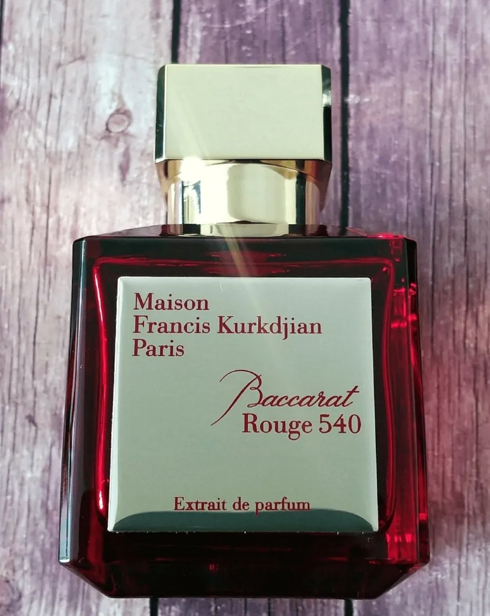MFK BACCARAT ROUGE 540 Extrait de Parfum floral-perfume-women-glass