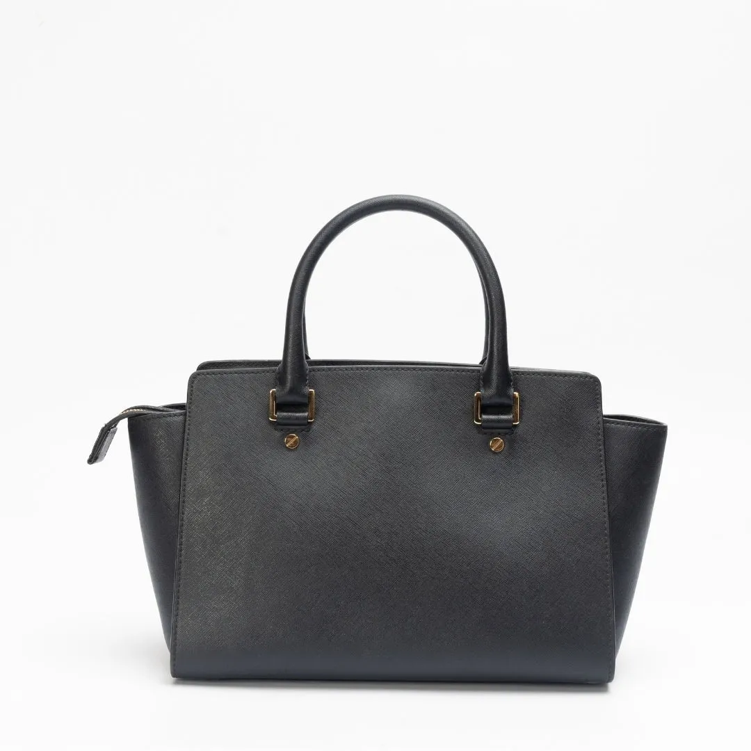 Michael Kors Black Selma Medium Cross Body Bag