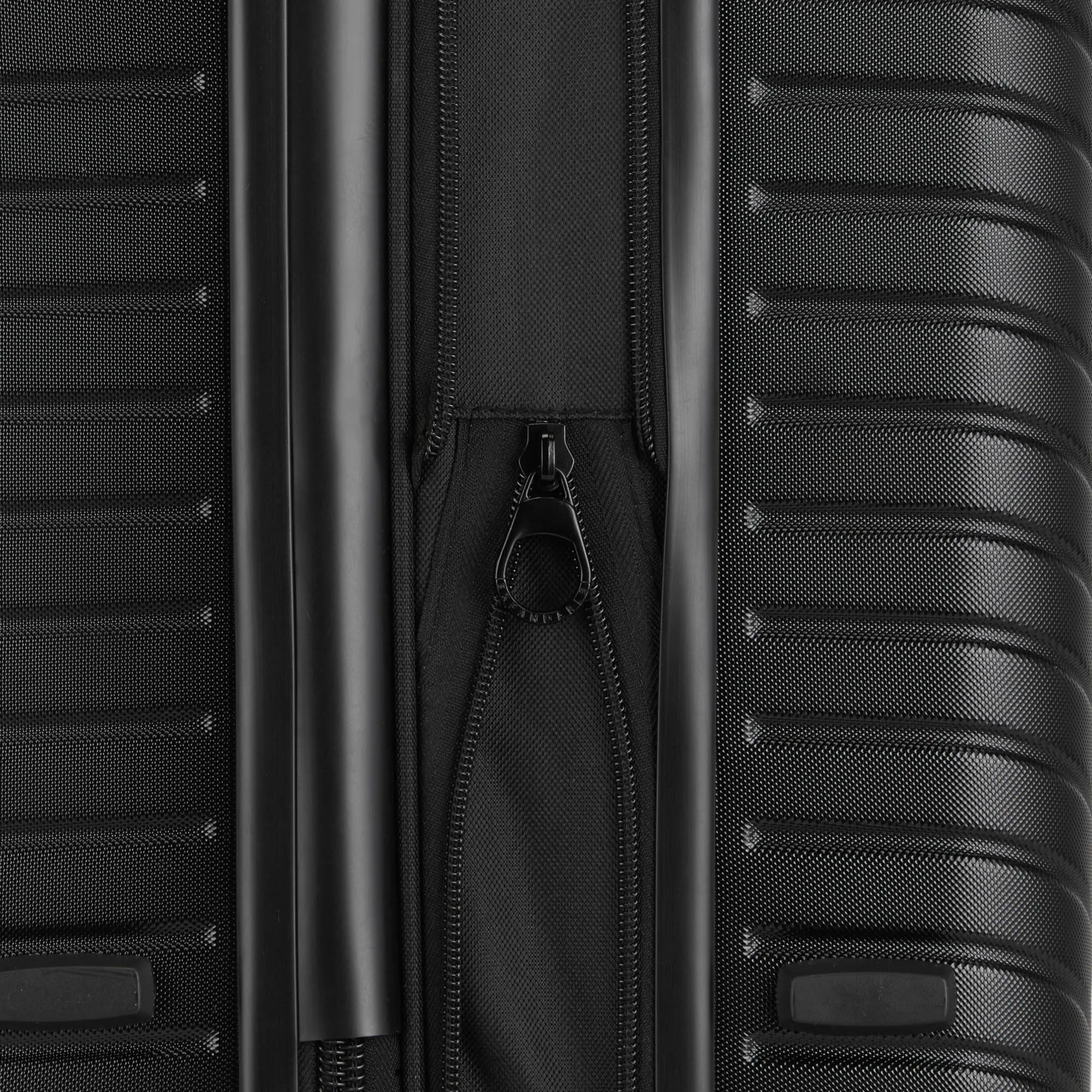 Milos Carry-On