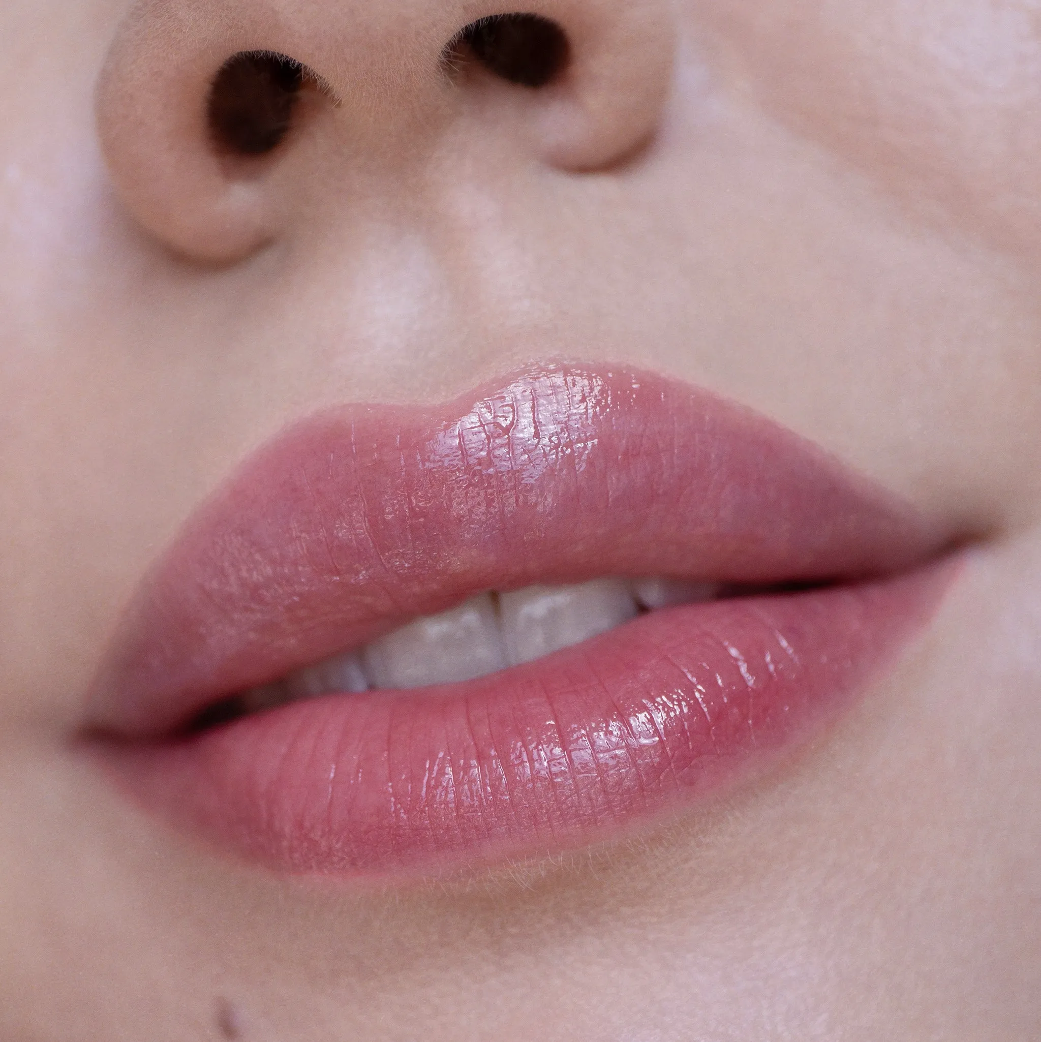 a tinted moisturizer,bubble moisturizer