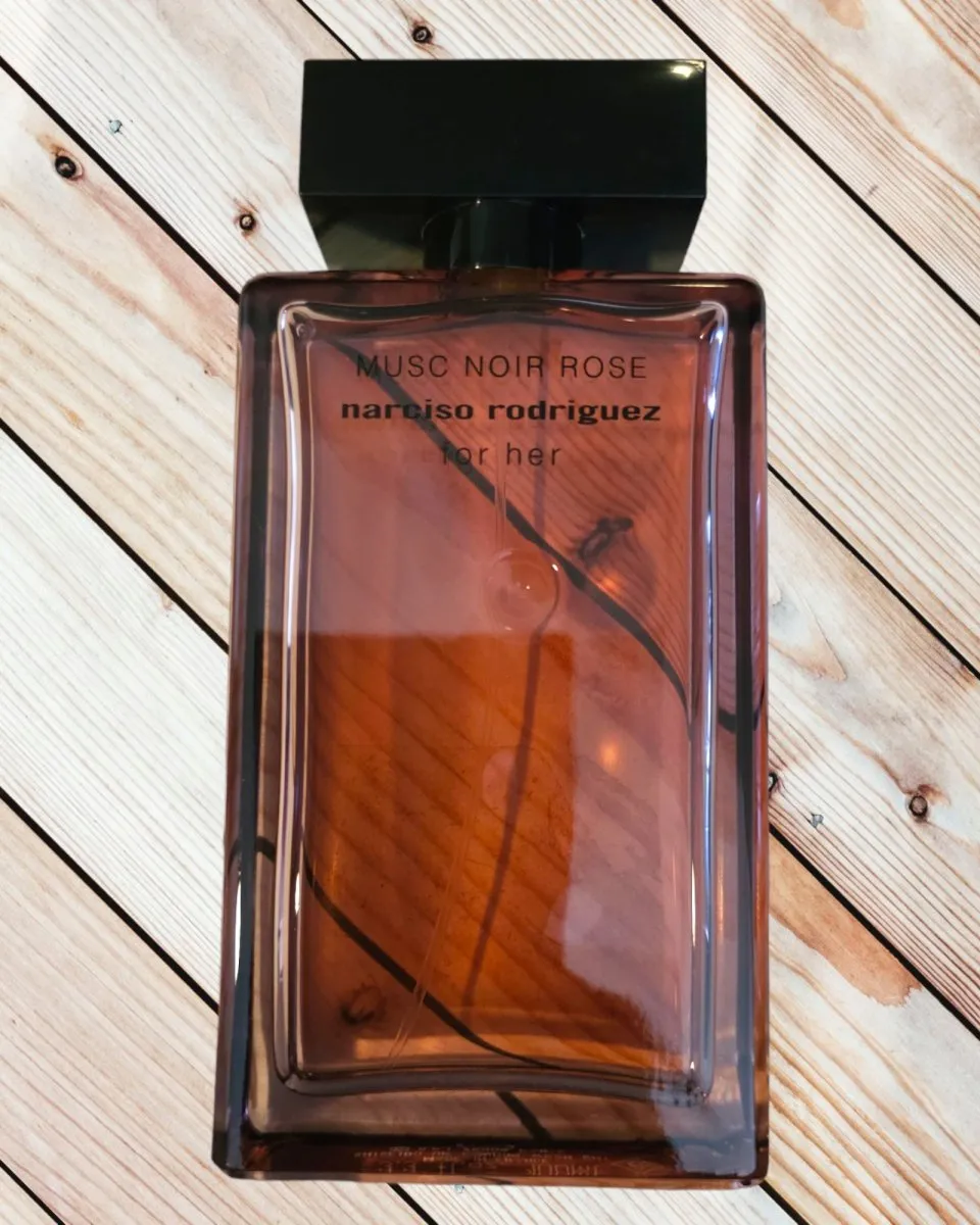 Narciso Rodriguez NARCISO RODRIGUEZ FOR HER MUSC NOIR ROSE floral-perfume-women-glass