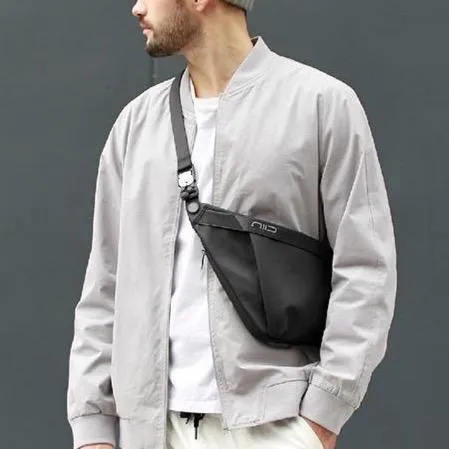 NIID Fino IV Chest Bag