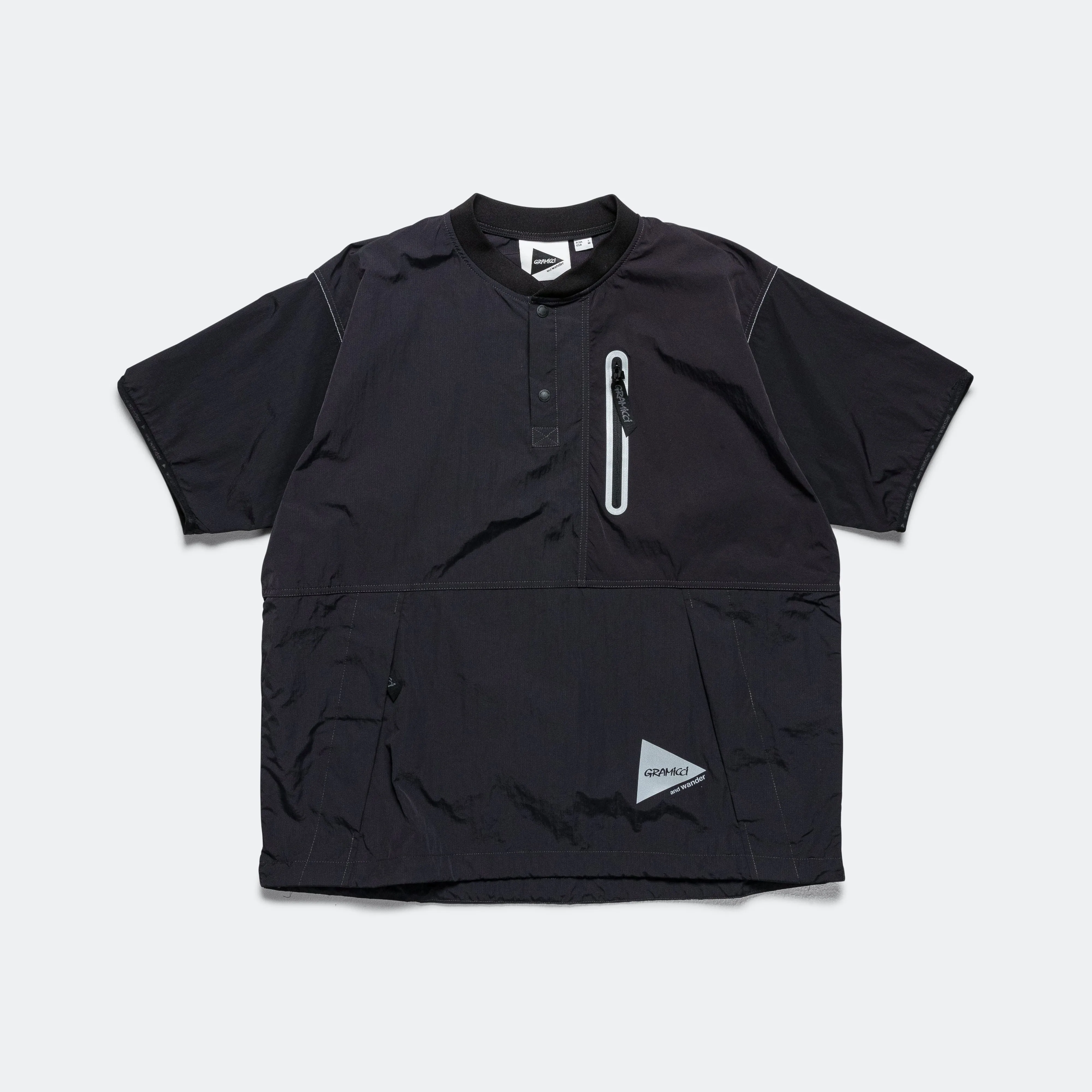 Patchwork Wind Tee ?? and wander - Black