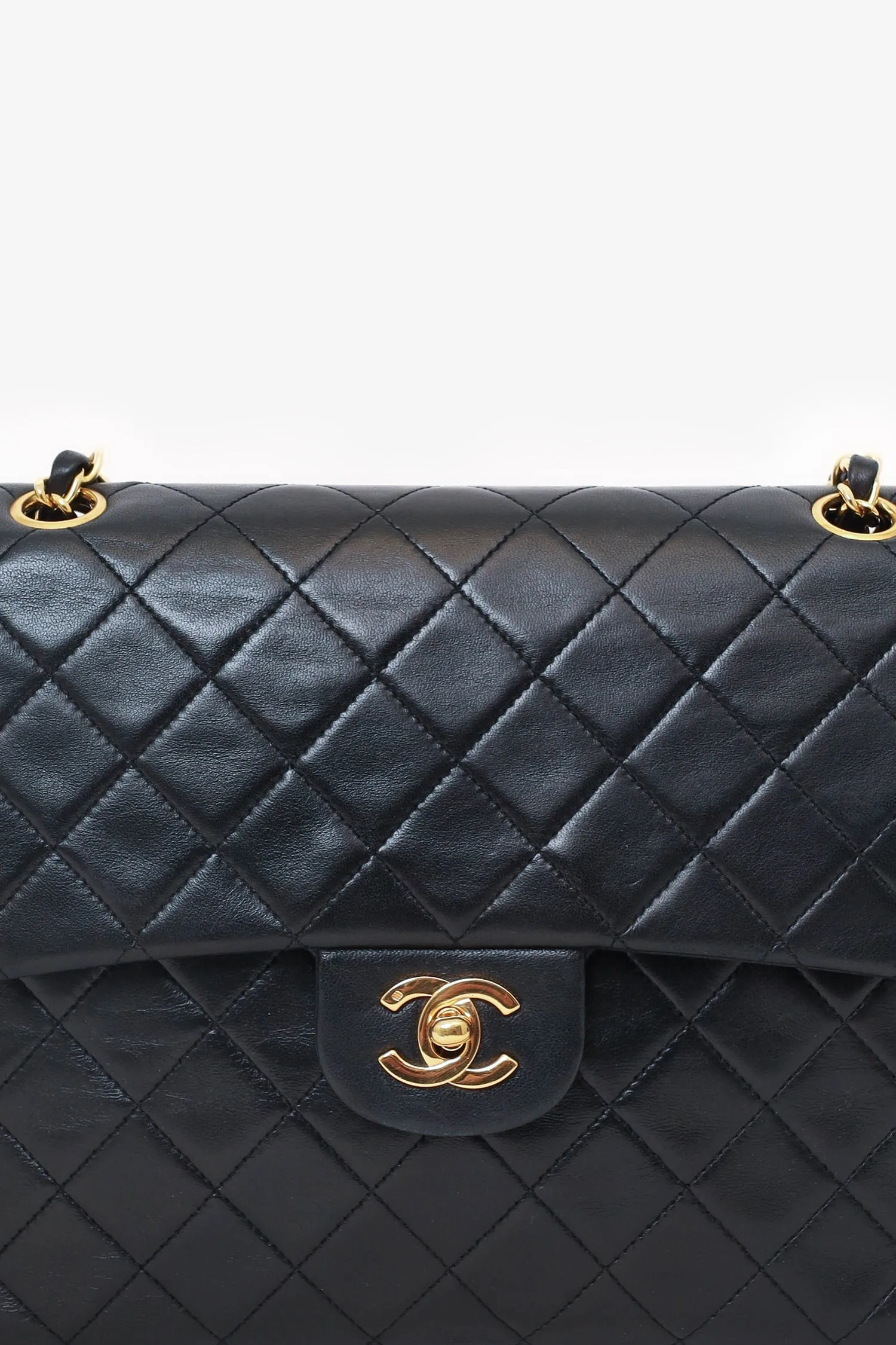 Pre-Loved Chanel? 1989-91 Black Lambskin Classic Medium M/L Square Double Flap