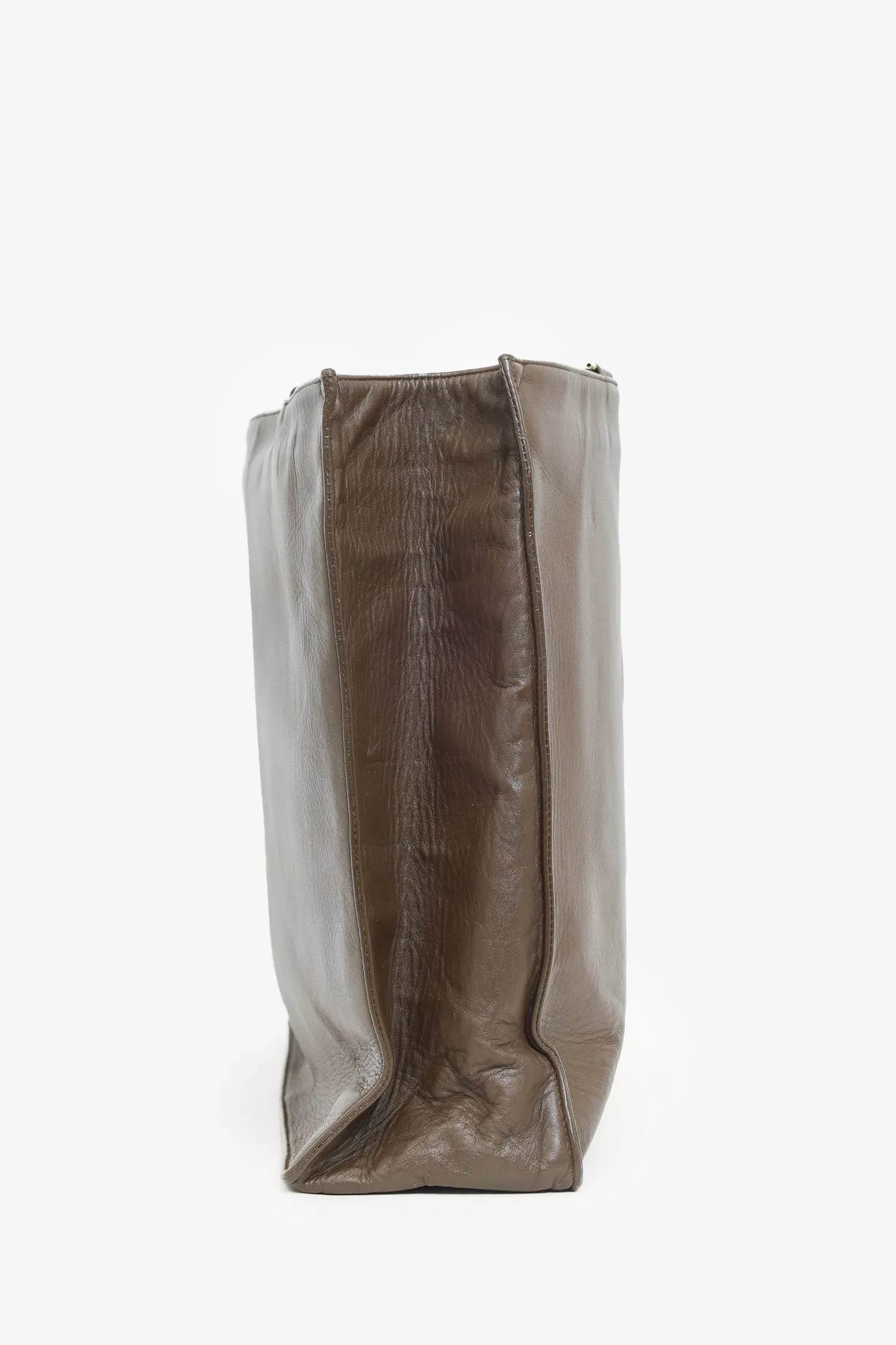 Pre-Loved Chanel? 1994-96 Brown Lambskin CC Chain Tote