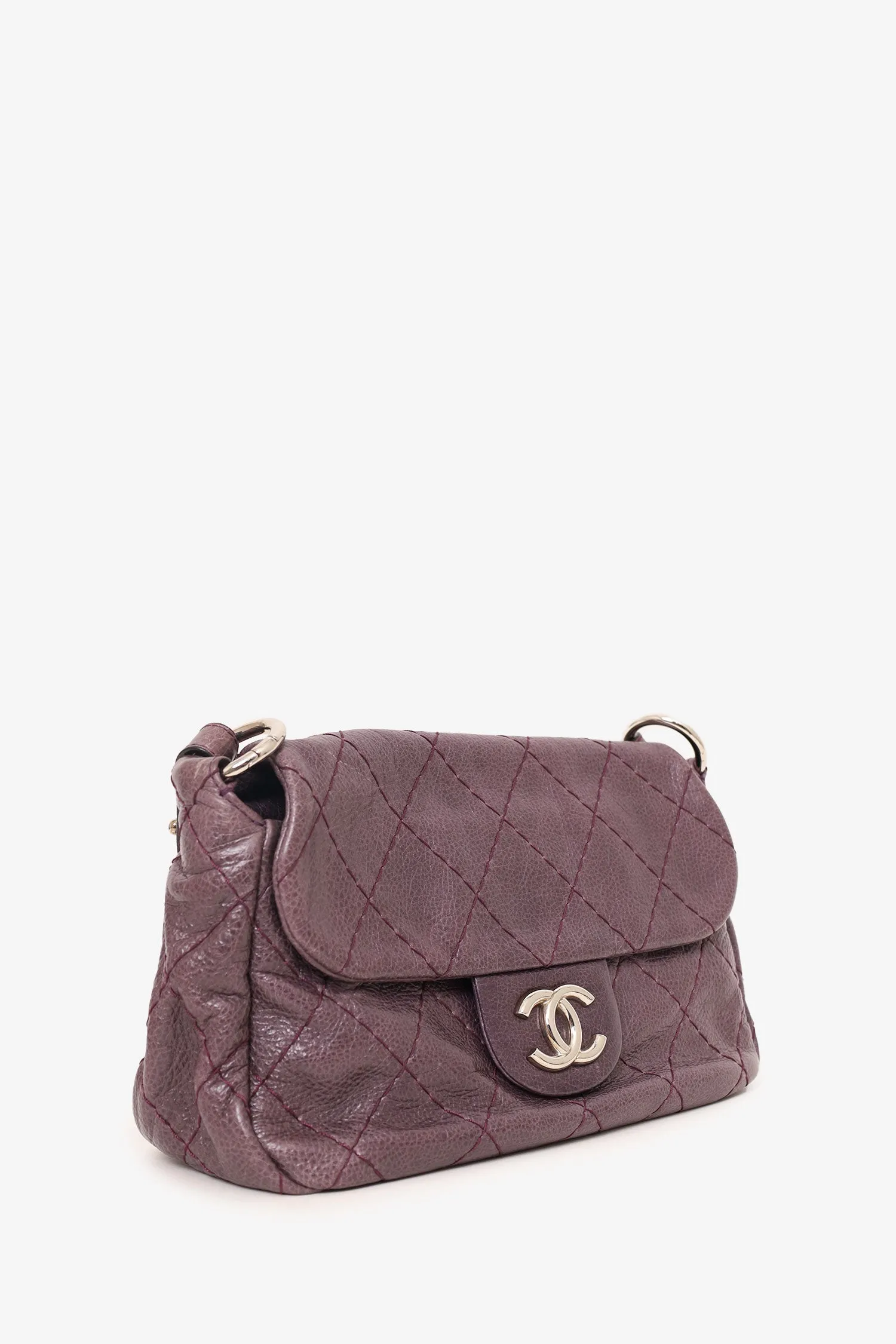 Pre-Loved Chanel? 2009-10 Purple Glazed Calfskin Stitched On The Road Flap Bag