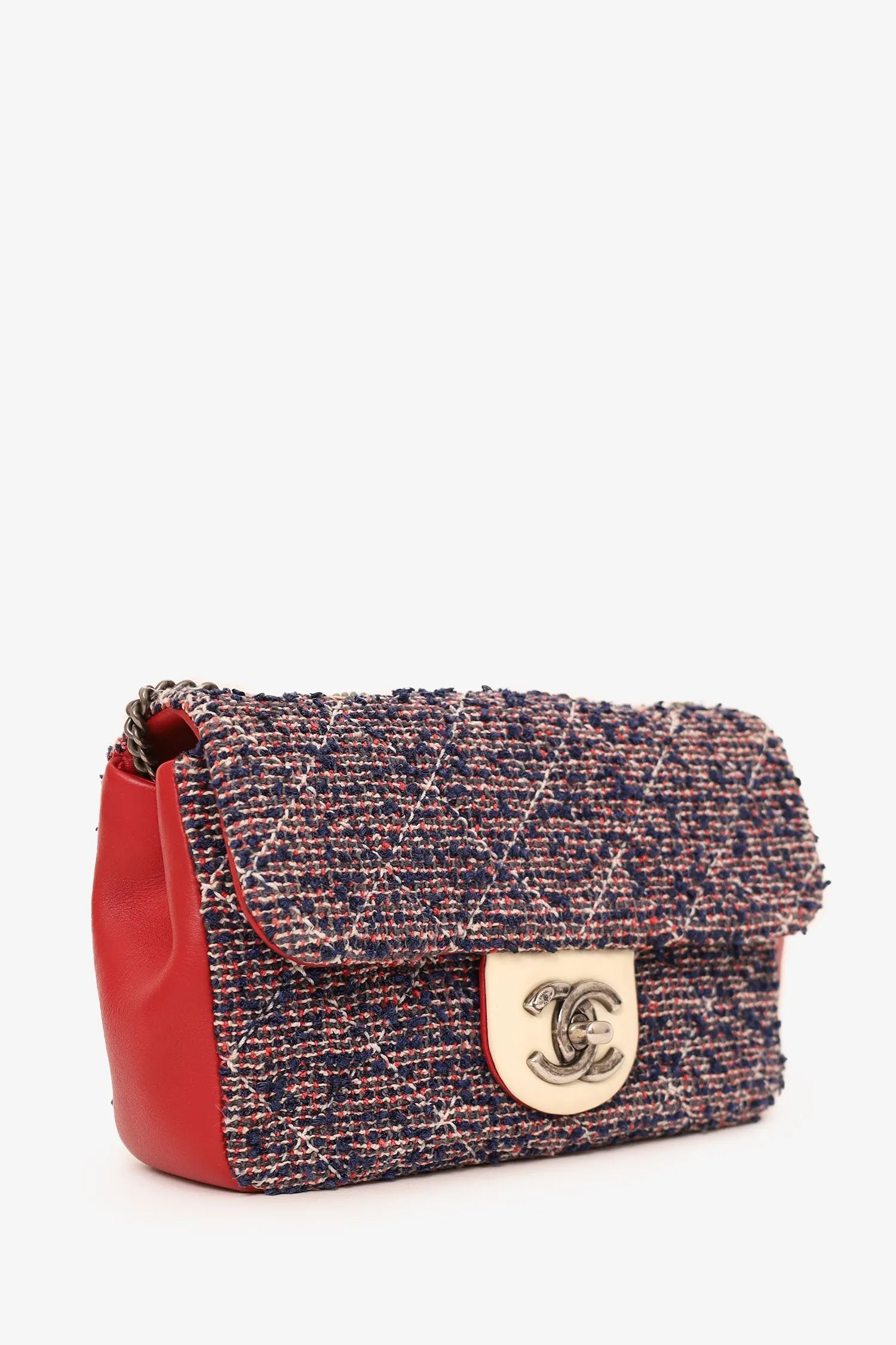 Pre-Loved Chanel? 2016-17 Navy/Red Tweed Mini Single Flap Bag