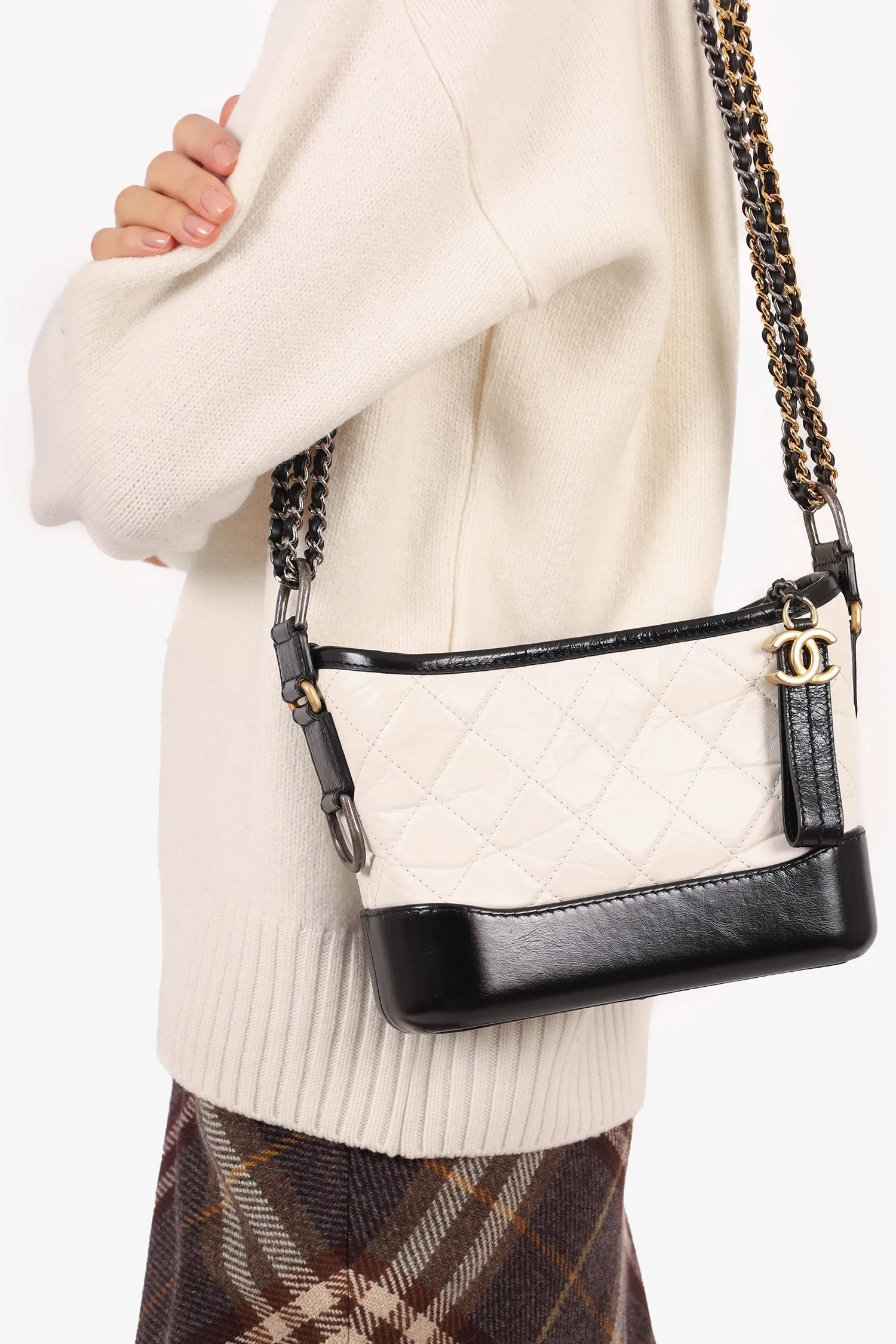 Pre-Loved Chanel?  2018 Black/White Lambskin Leather Small Gabrielle Bag