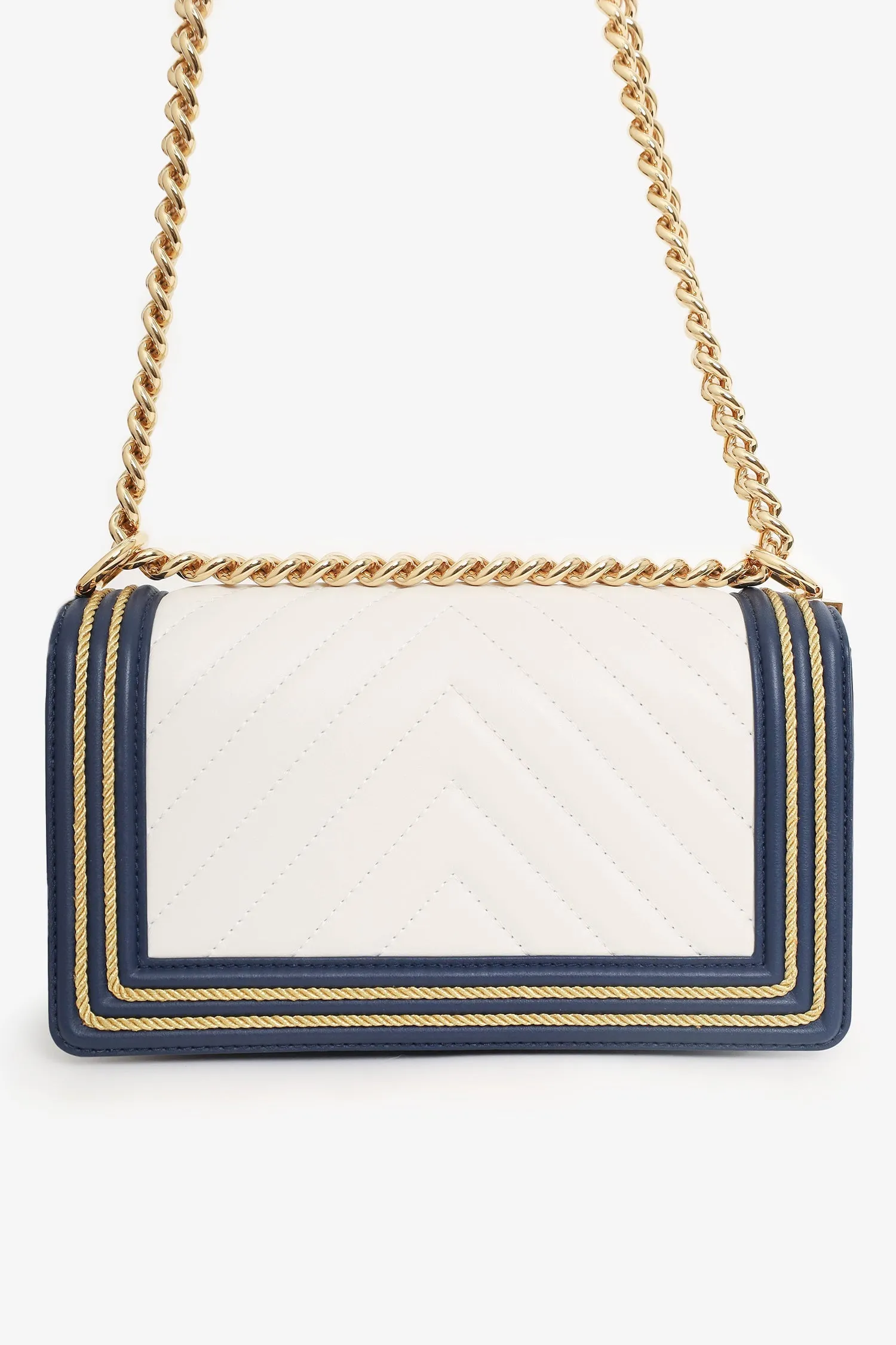 Pre-loved Chanel? 2018/19 White/Navy Calfskin Chevron Quilted Braided Medium Boy Bag