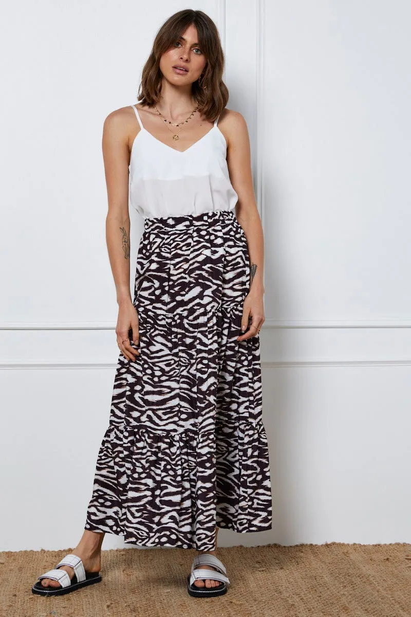 Print Tiered Maxi Skirt,skirt,denim skirt,mini skirt,maxi skirt,jean skirt,skort,tennis skirt,pleated skirt,pencil skirt,bubble skirt,plisse skirt,fitted skirt,midi skirt,short skirt,short mini skirt,leather skirt,a line skirt