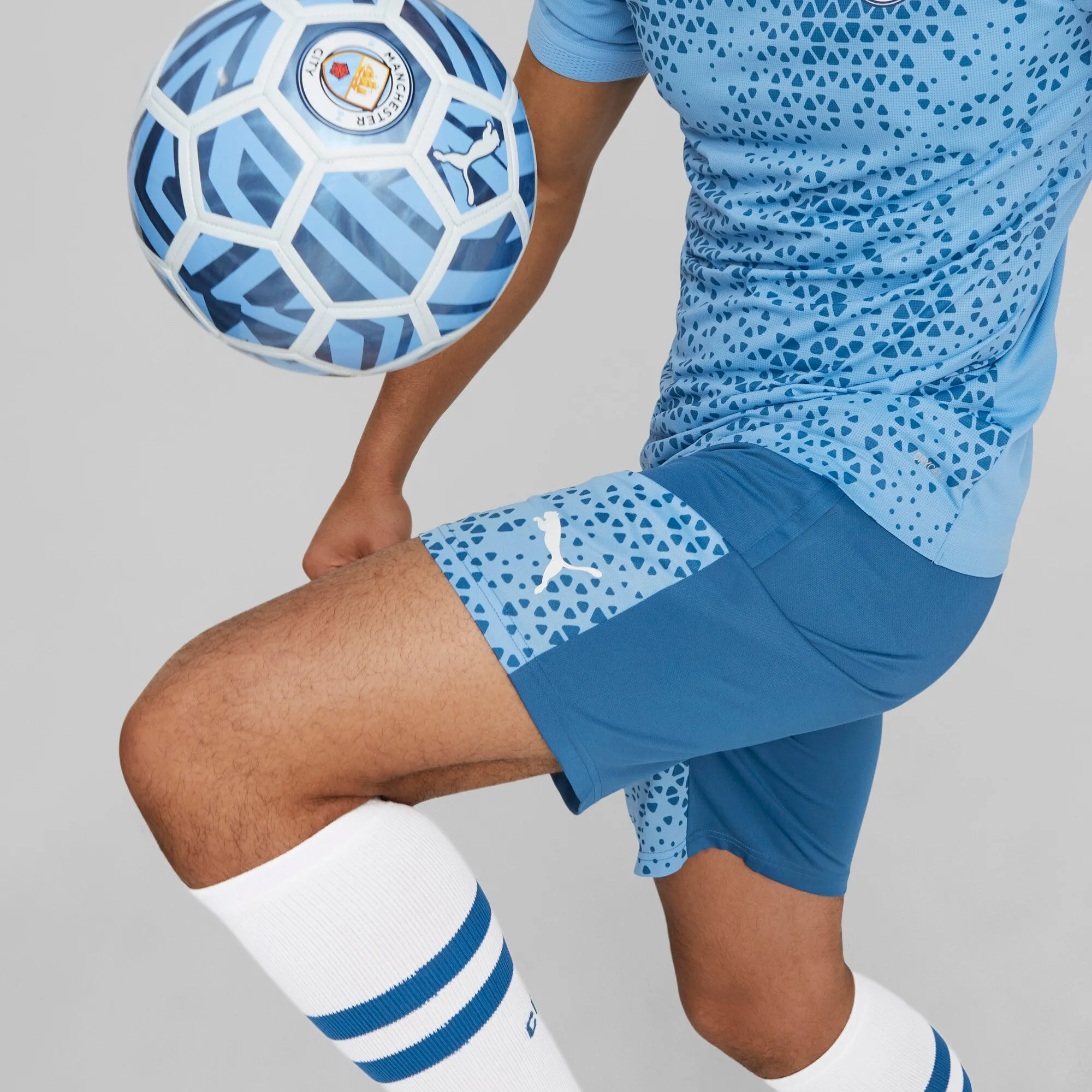 PUMA Men's Manchester City Soccer Training Shorts