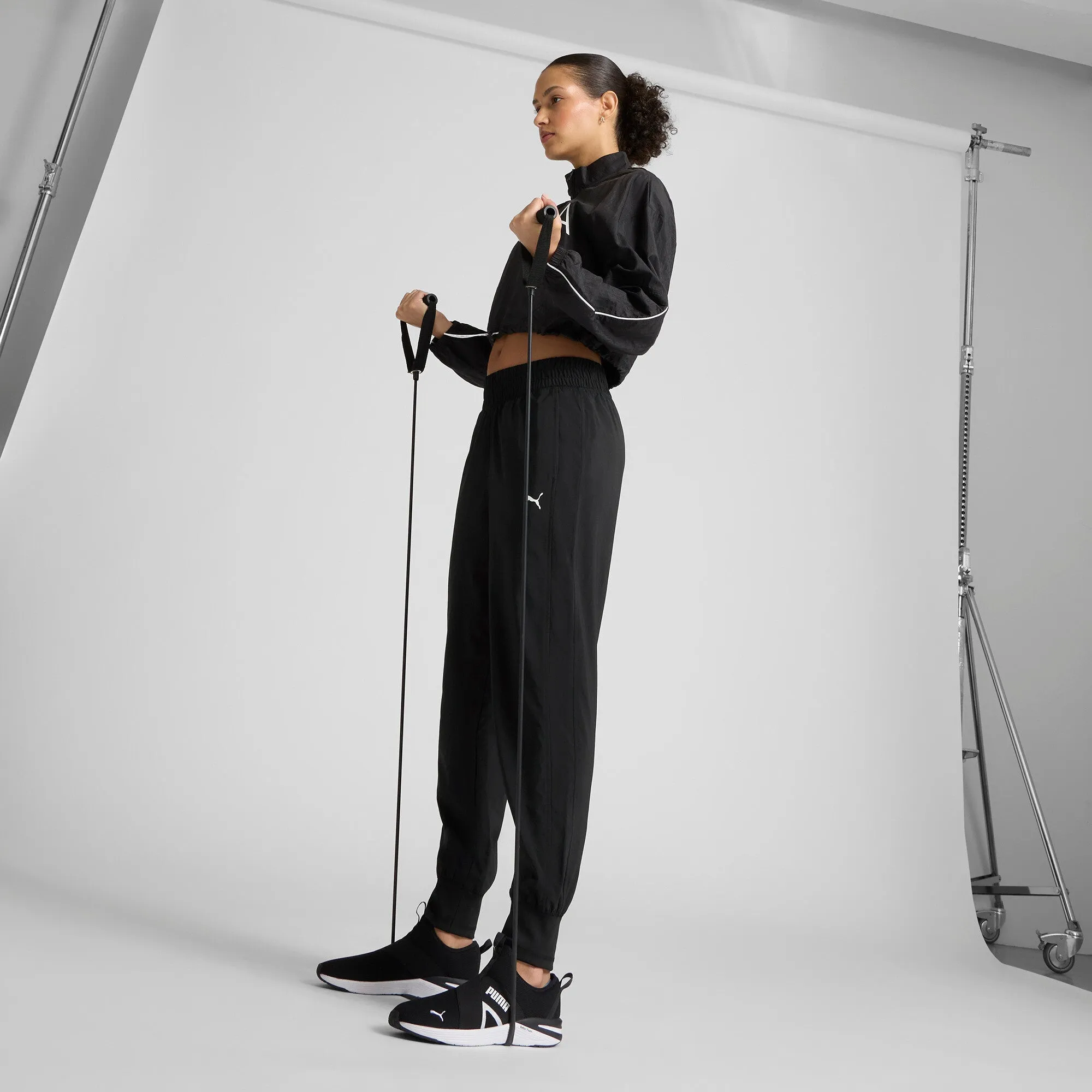PUMA Women's Train Favorite Woven Pants