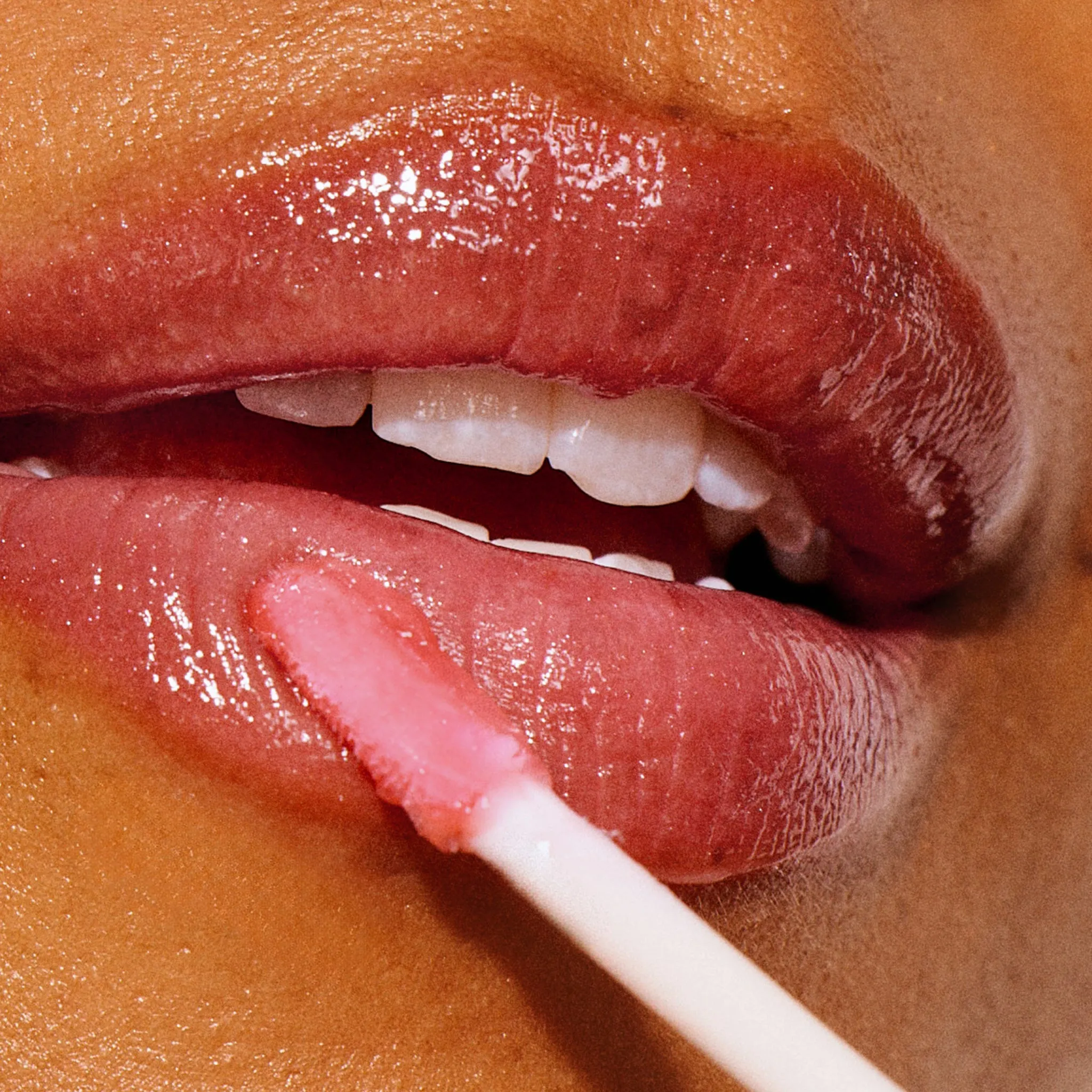 a tinted moisturizer,bubble moisturizer
