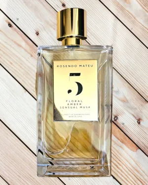 Rosendo Mateu No 5 FLORAL, AMBER, SENSUAL MUSK woody-spice-perfume-for-him
