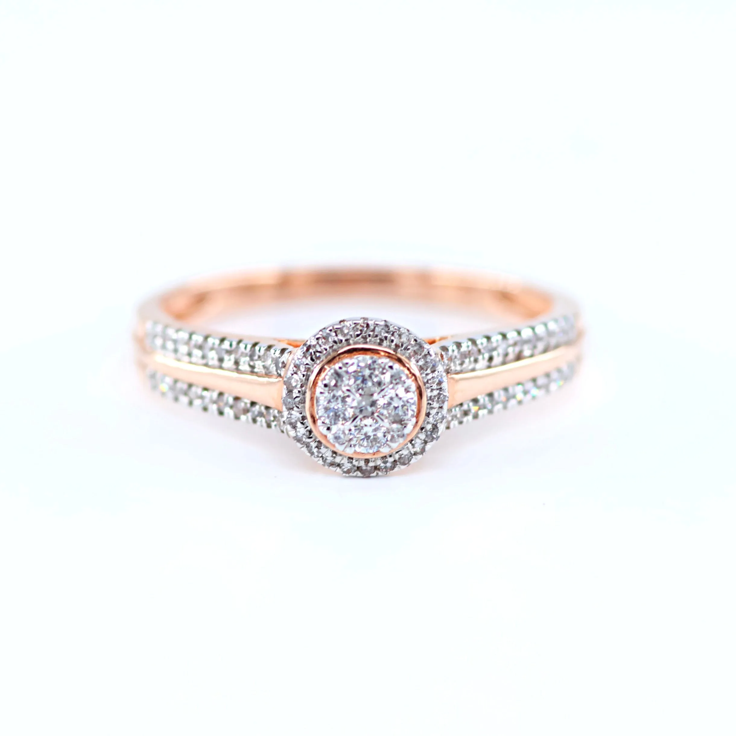 Round Diamond Engagement Ring 4690049