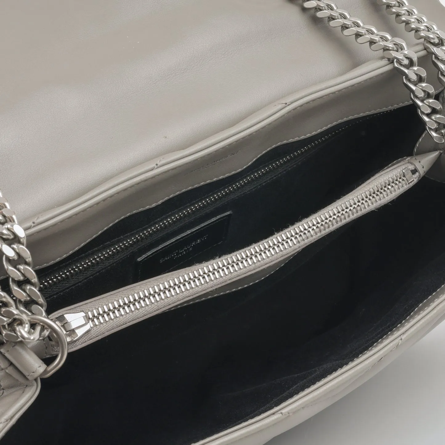 Saint Laurent Saint Laurent - Medium Loulou Bag - Grey Calfskin SHW - pre-loved