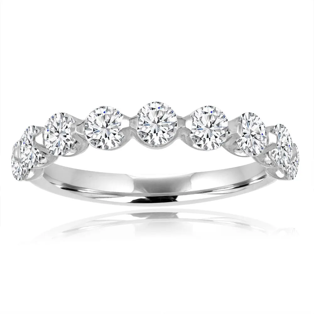 Single Shared Prong Diamond Wedding Band