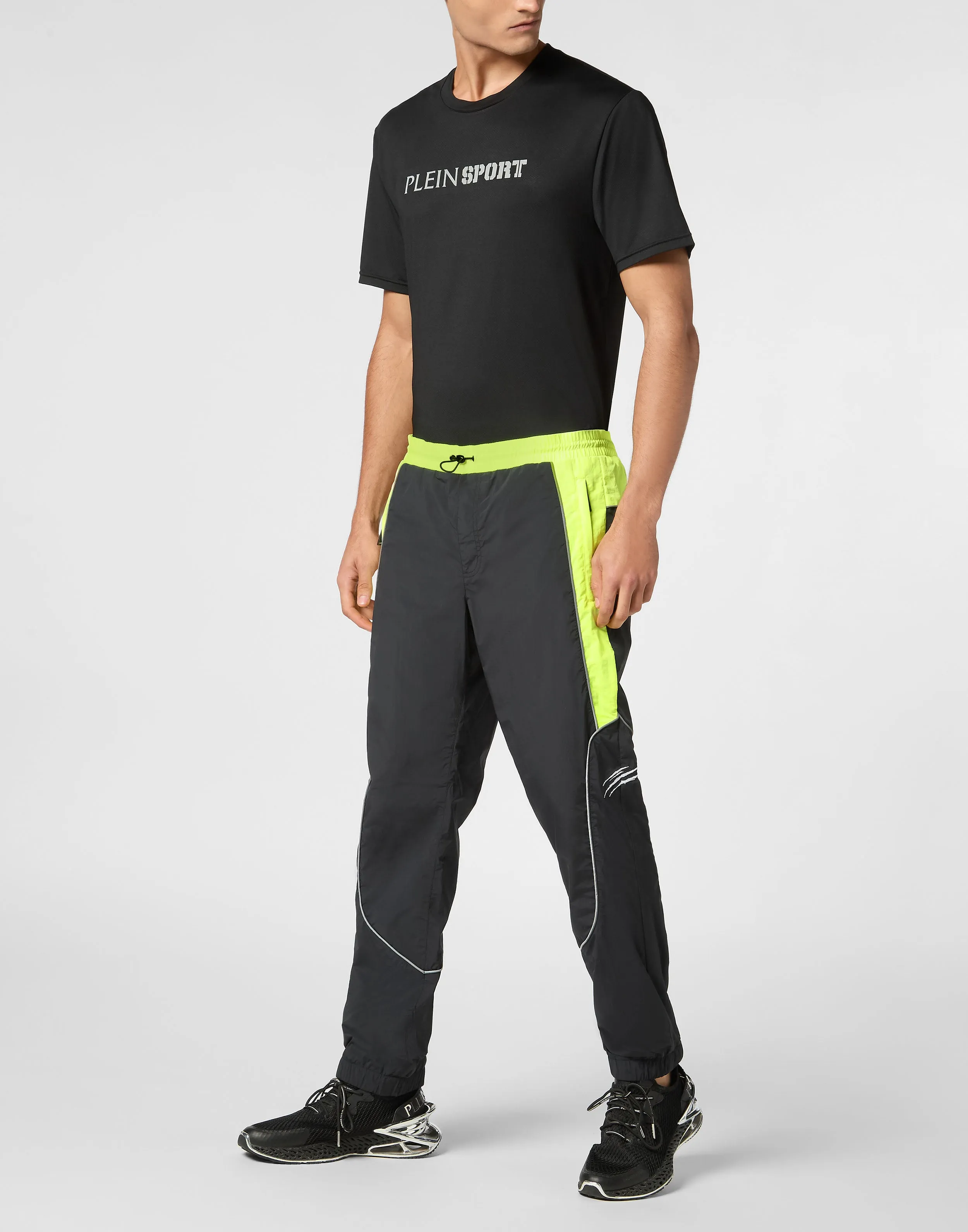 Technical Loose Fit Jogging Pants Scratch