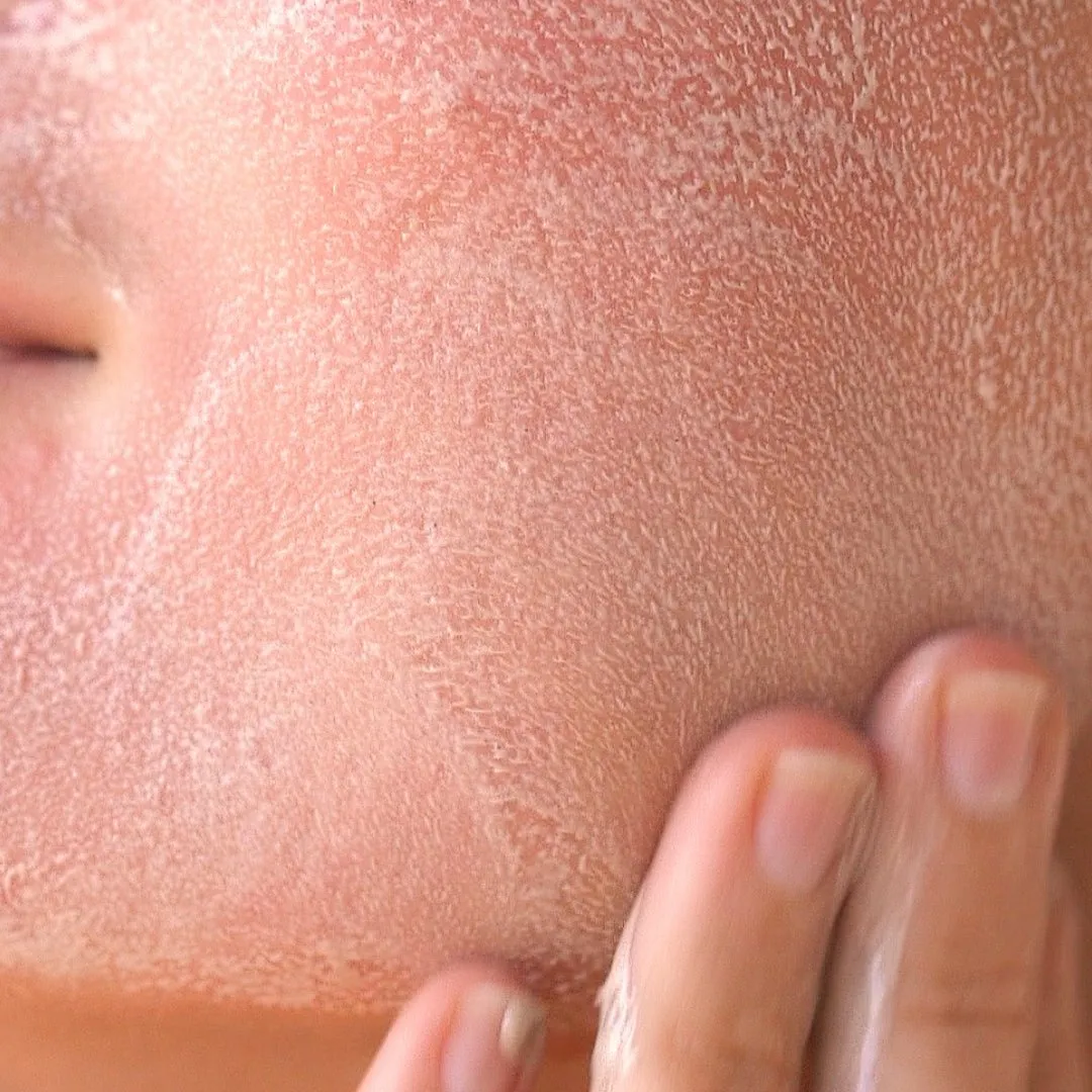 a tinted moisturizer,bubble moisturizer