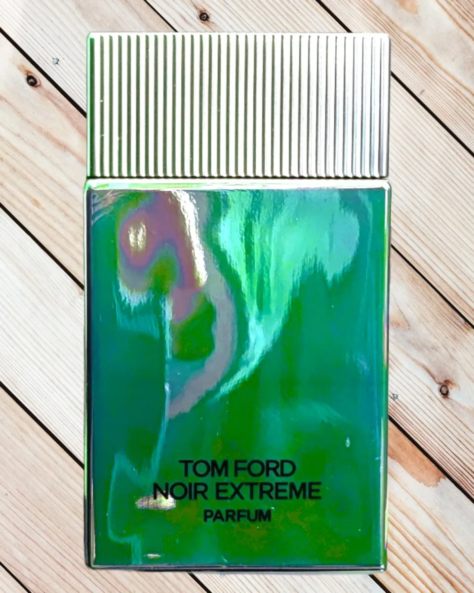 Tom Ford NOIR EXTREME Parfum woody-spice-perfume-for-him