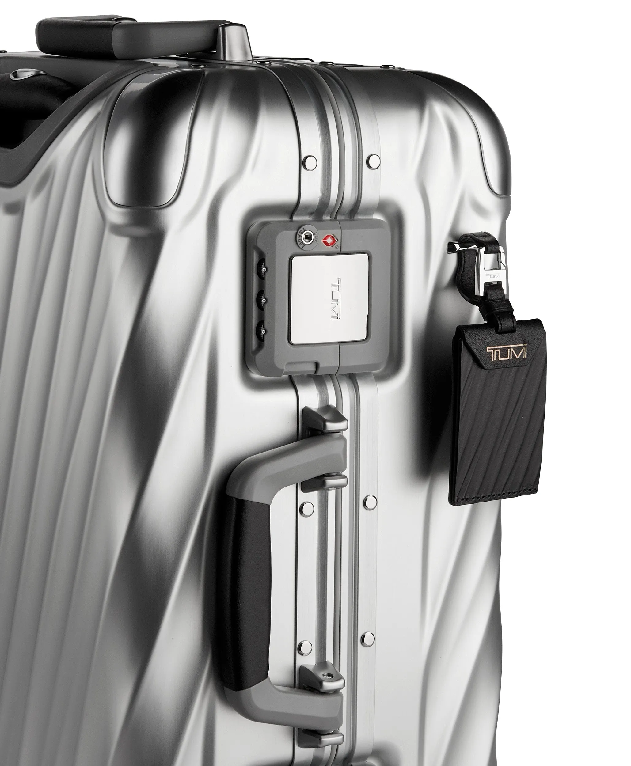 Valise Cabine Internationale en Aluminium 19 Degrés TUMI