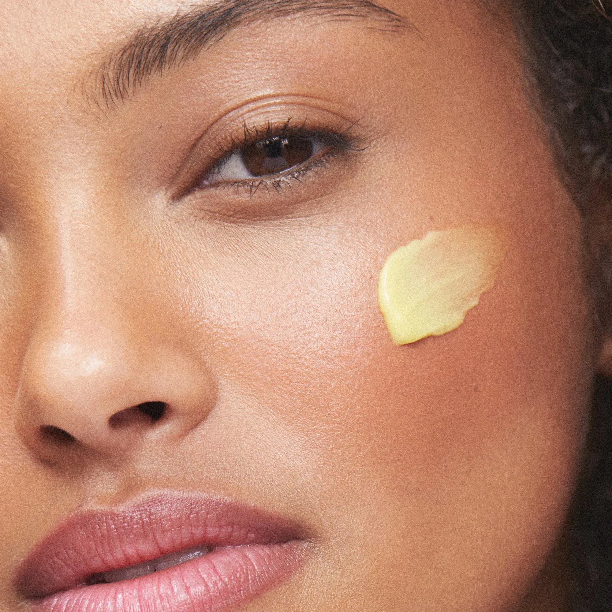 a tinted moisturizer,bubble moisturizer