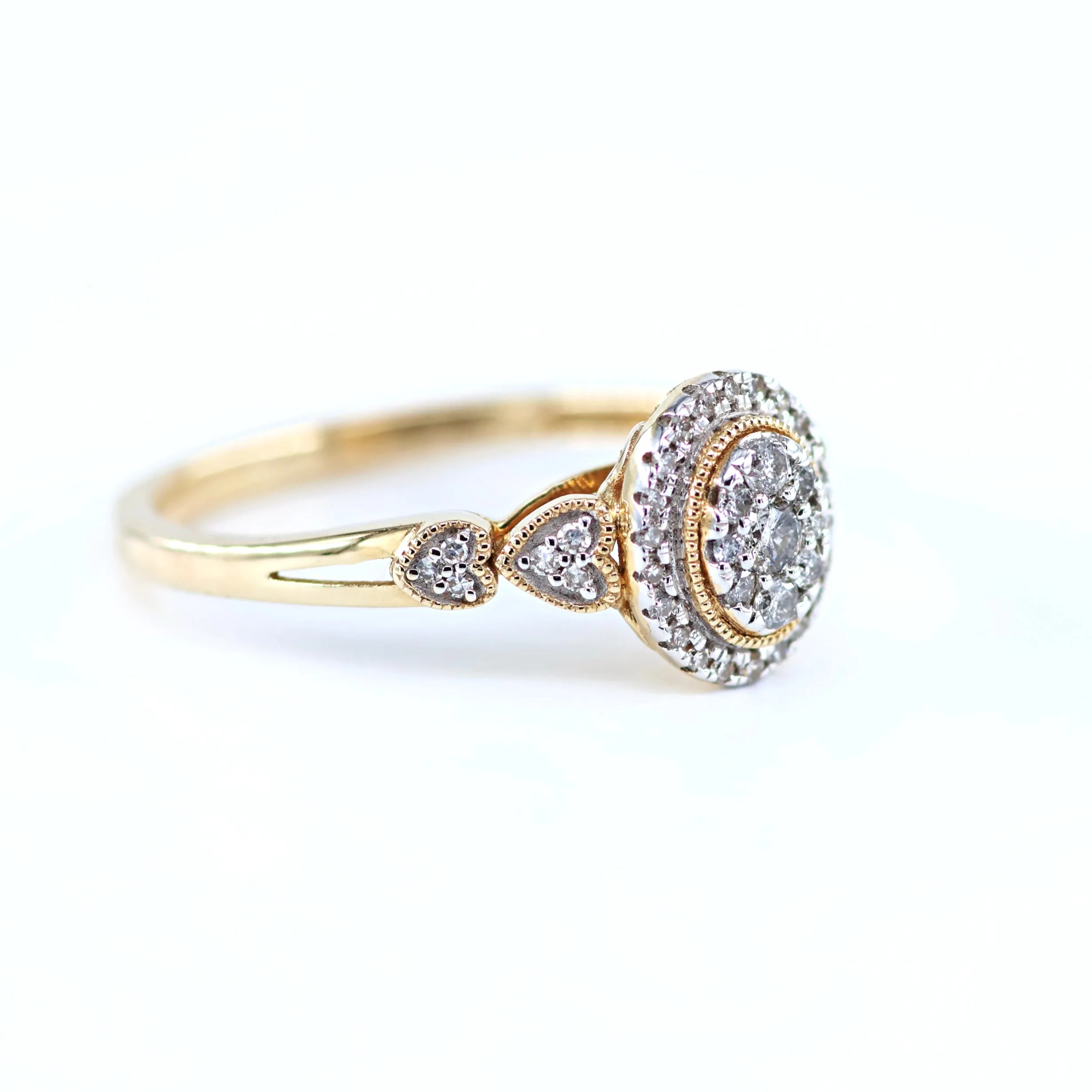 Vintage Oval Diamond Engagement Ring 4690048