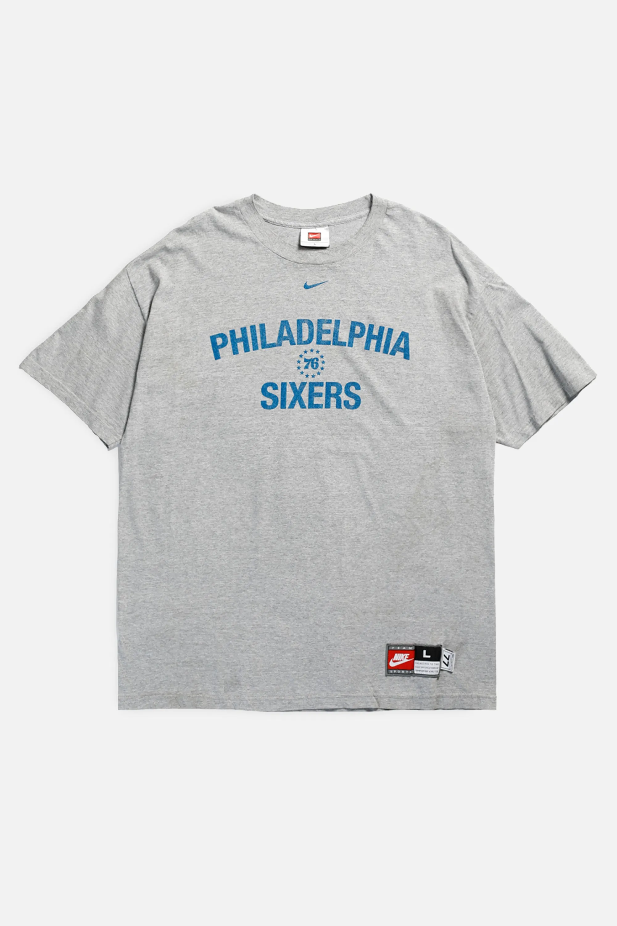 Vintage Philadelphia 76ers NBA Tee - L