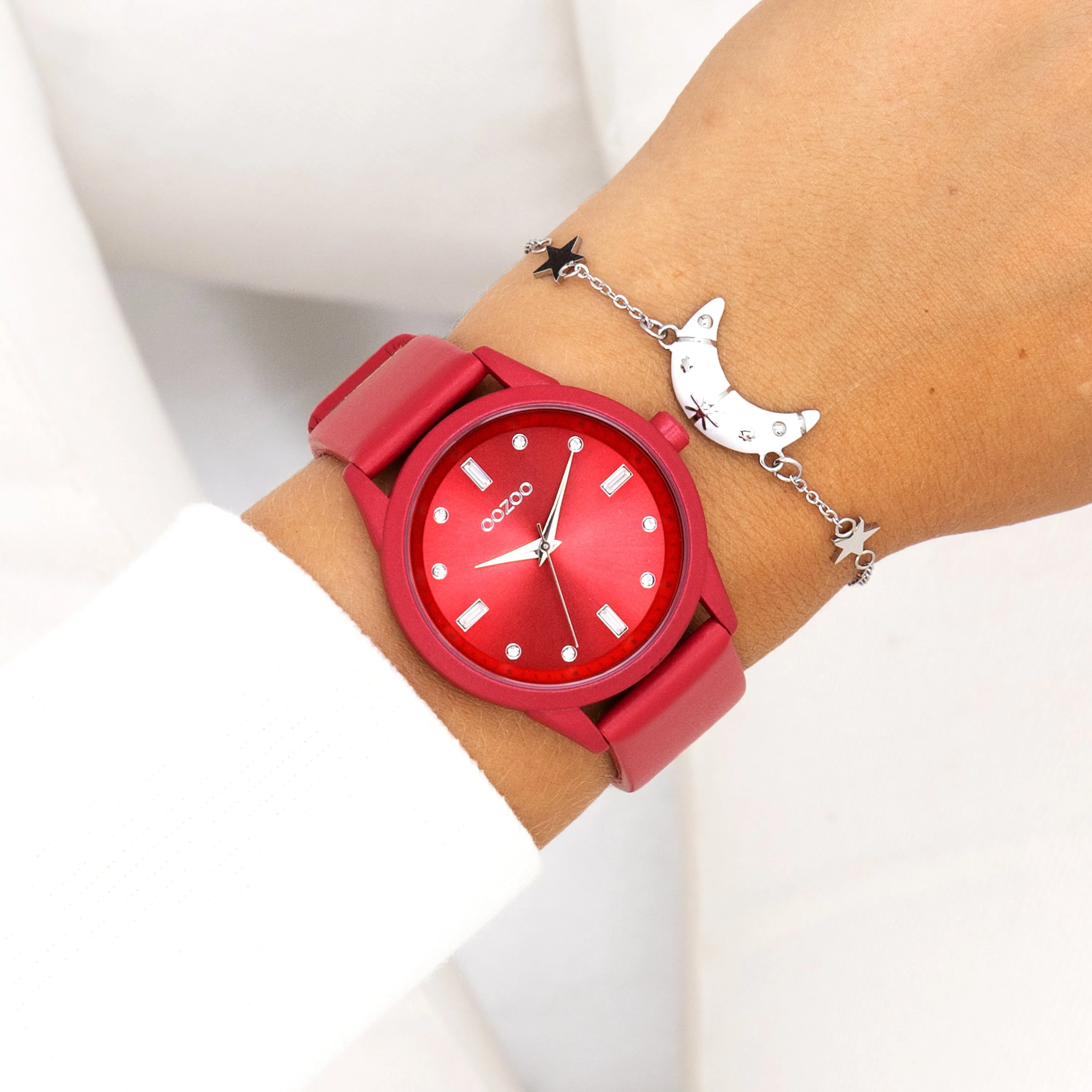 Viva magenta OOZOO watch with leather strap - C11286