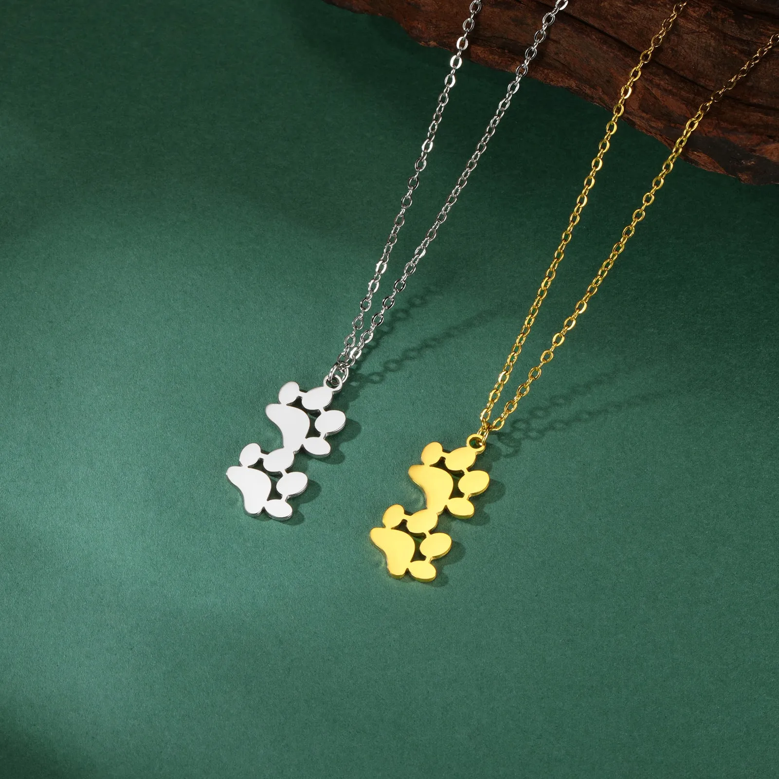 Wholesale Continuous Cat Paw Animal Footprint Pendant Stainless Steel Necklace