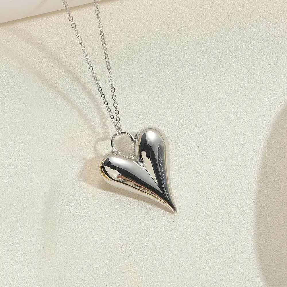 Wholesale Copper Plated 14K Gold Heart Shaped Pendant Clavicle Chain