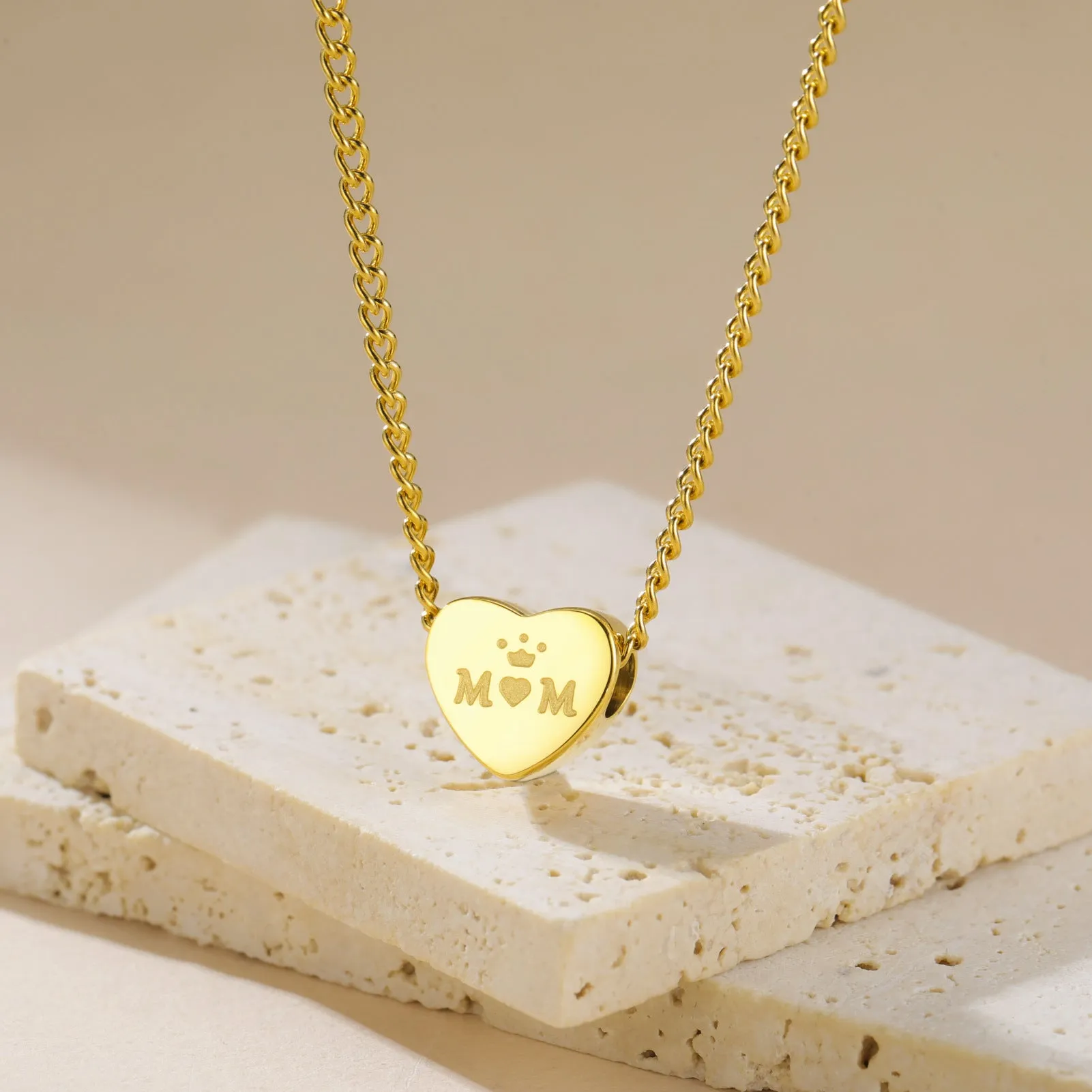 Wholesale Cross-border hot-selling stainless steel cut titanium steel love necklace light_wish_jewels