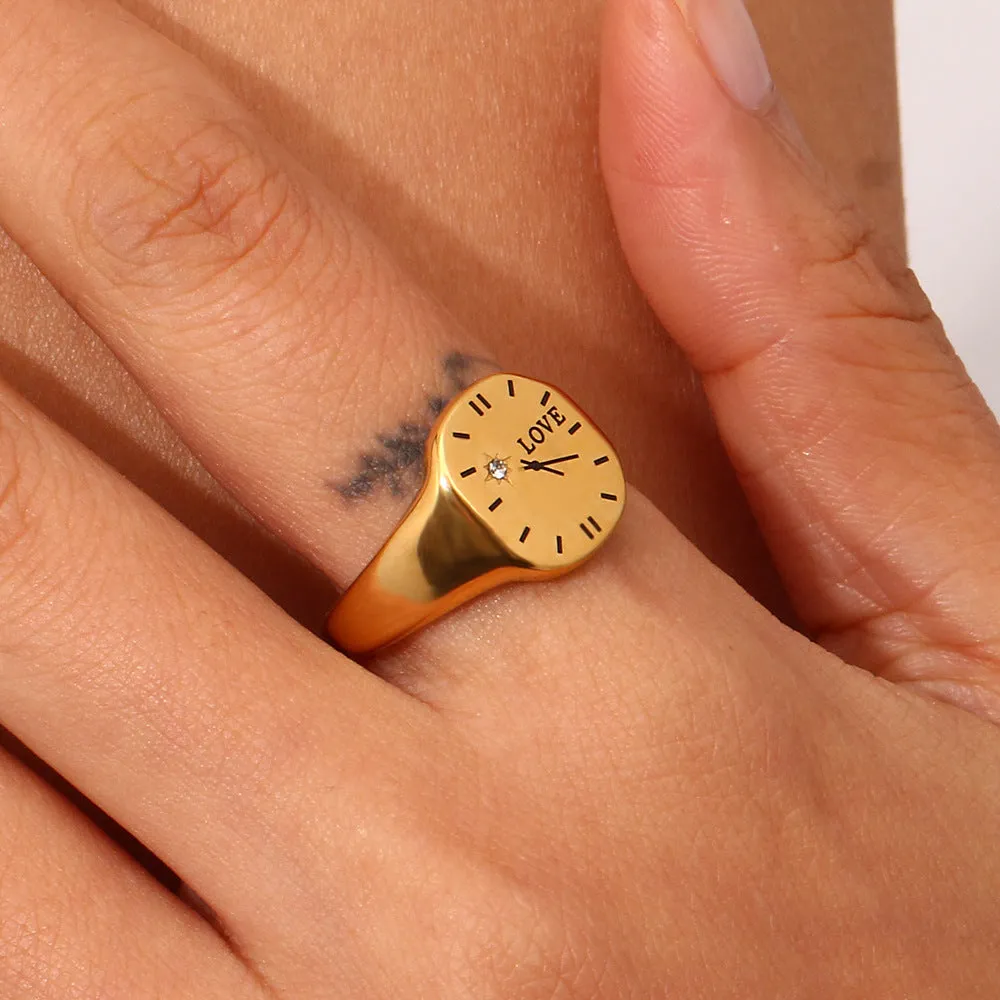 Wholesale Fashion Stainless Steel Plated 18K Gold LOVE Zircon Clock Ring