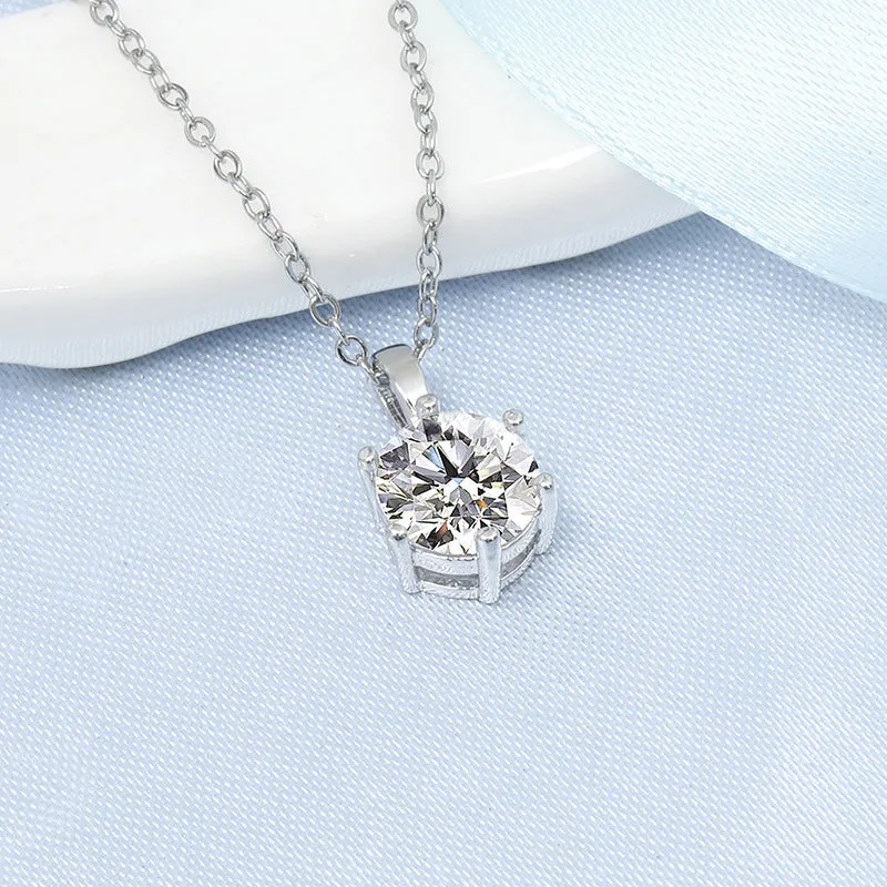 Wholesale Moissanite Necklace 18K Gold Six-claw Two-carat Necklace