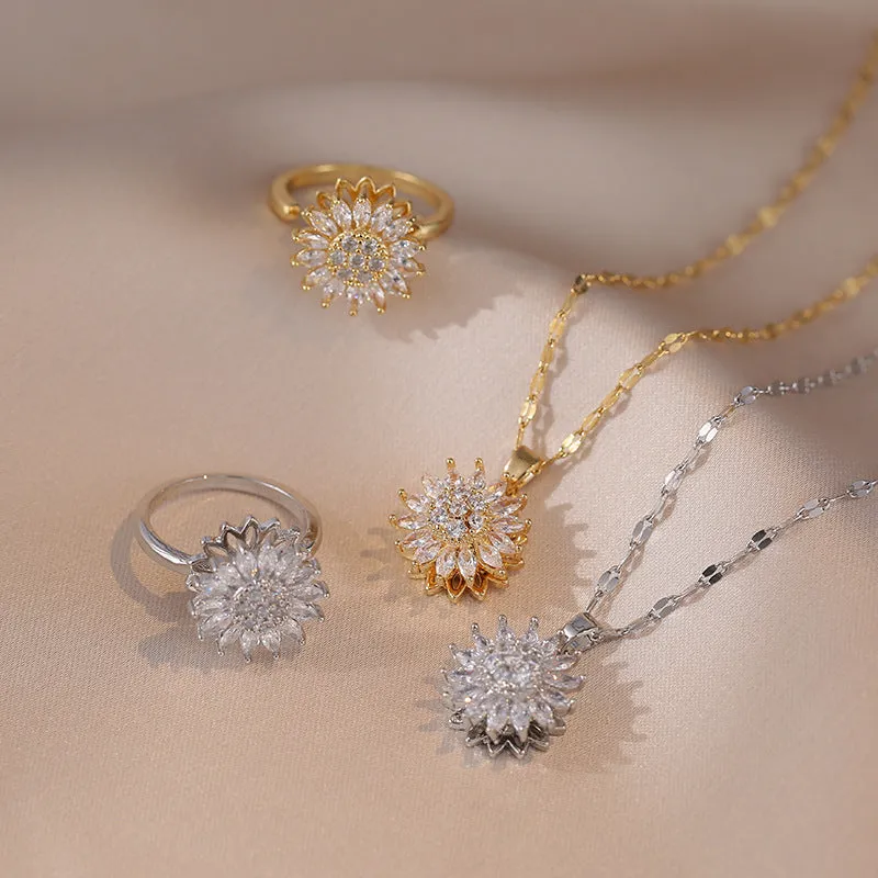 Wholesale New Arrival Diamond-encrusted Sunflower Ins Ring Rotatable Clavicle Chain Jewelry light_wish_jewels