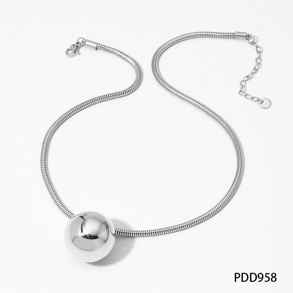Wholesale of Large-sized Love Pentagonal Stainless Steel Necklaces