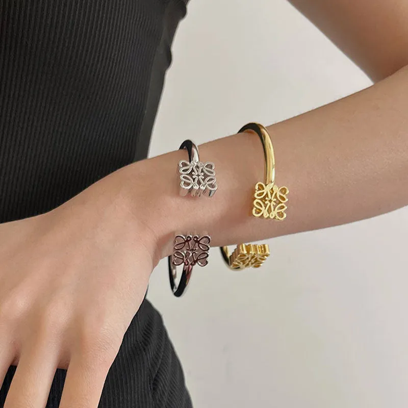 Wholesale  Real Gold Electroplating Square Hollow Pattern Open-ended Bracelet light_wish_jewels
