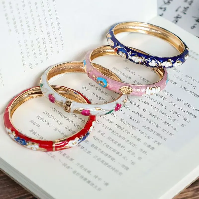 Wholesale Retro pattern alloy plated bracelet light_wish_jewels