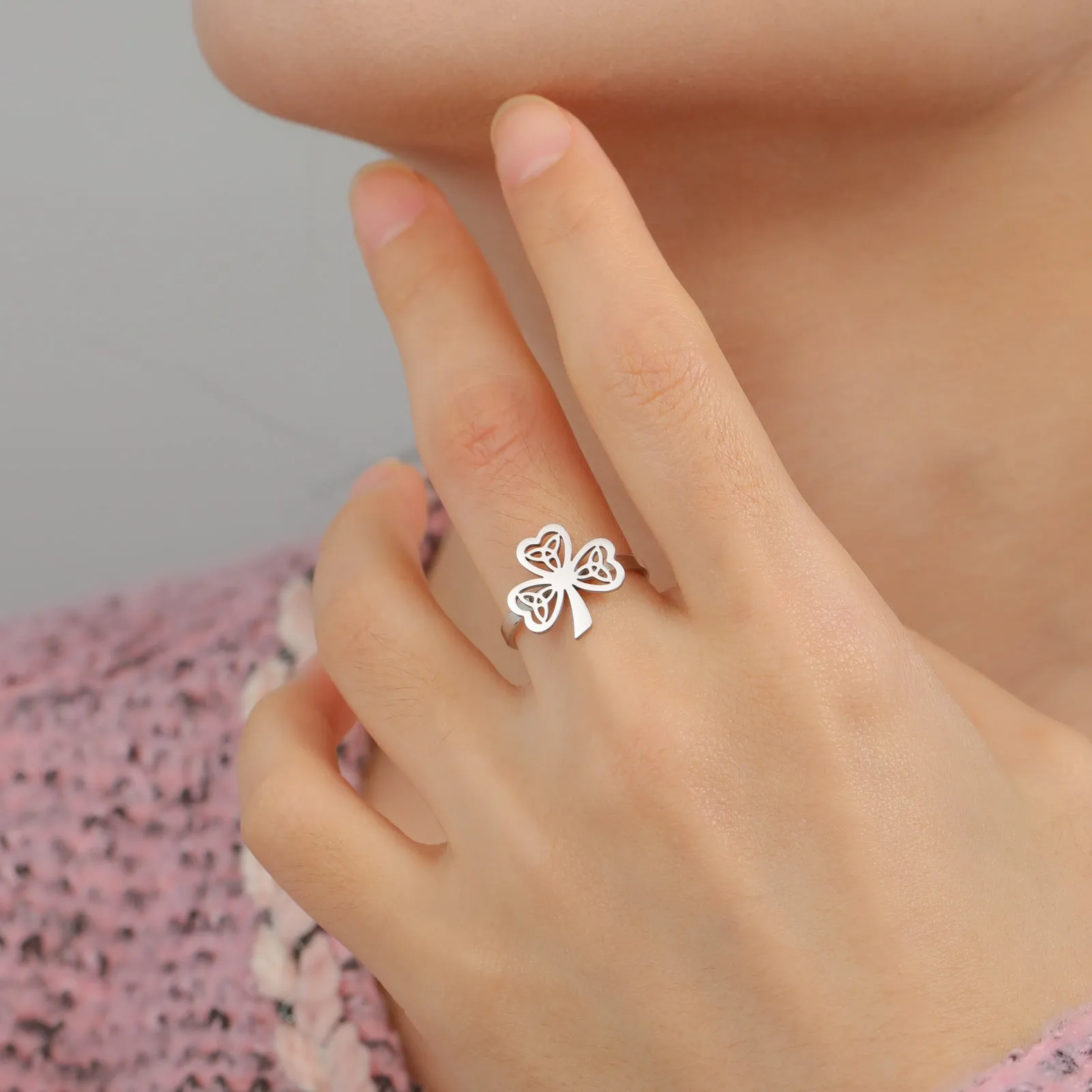 Wholesale Stainless Steel Hollow Celtic Knot Clover Ring