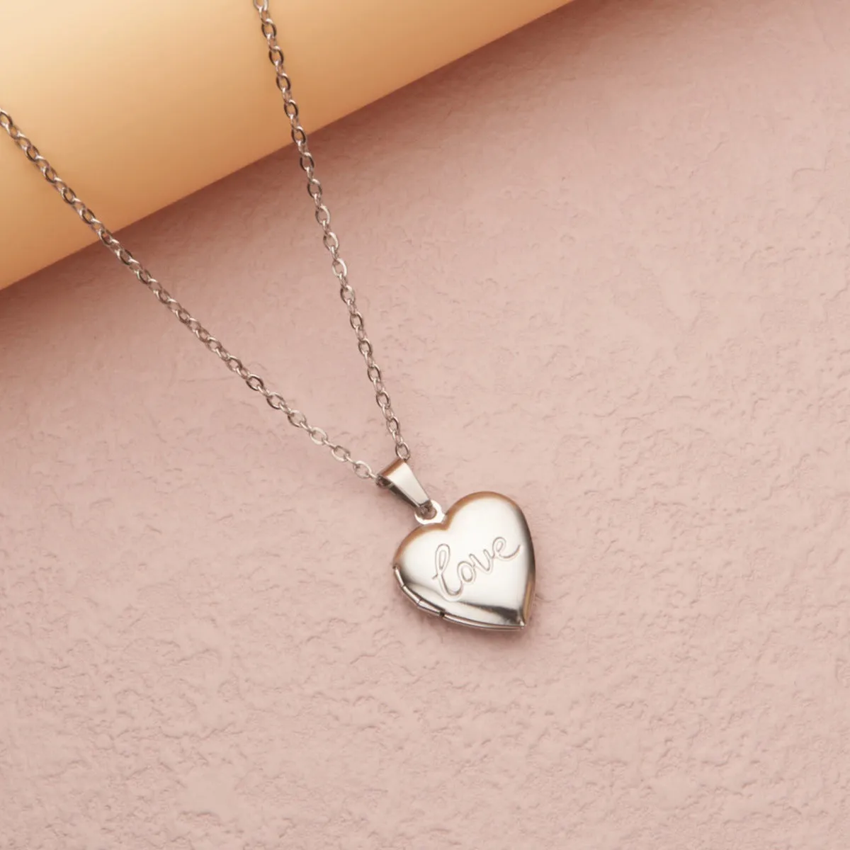 Wholesale Stainless Steel Necklace Gold Heart Pattern Frame Box Pendant O-Chain
