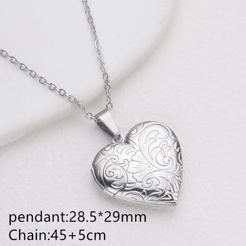 Wholesale Stainless Steel Necklace Gold Heart Pattern Frame Box Pendant O-Chain